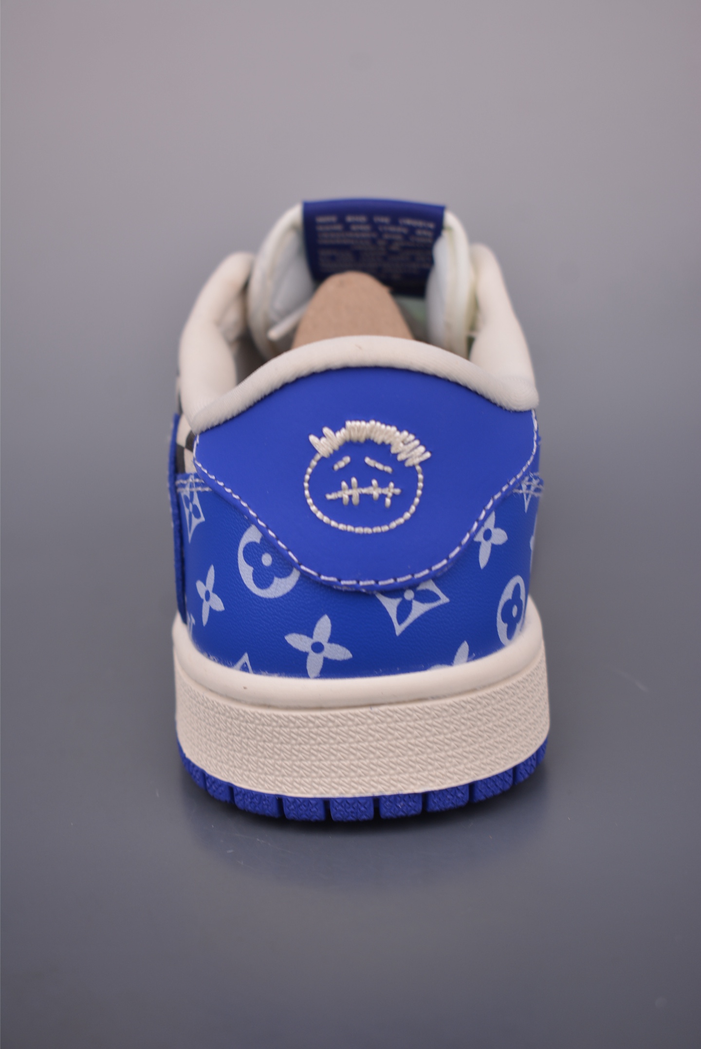 280 Fragment x Travis Scott x LV Air Jordan 1 Low 三方联名倒钩 XQ1979-003-Chinese UA Cheap High Quatity Brand Clothes Bags handbags Sneakers wholesale wholesaler seller from China Factory suppliers Fashion Clothing Shoes best Quality Beautiful Price 280 Fragment x Travis Scott x LV Air Jordan 1 Low 三方联名倒钩 XQ1979-003