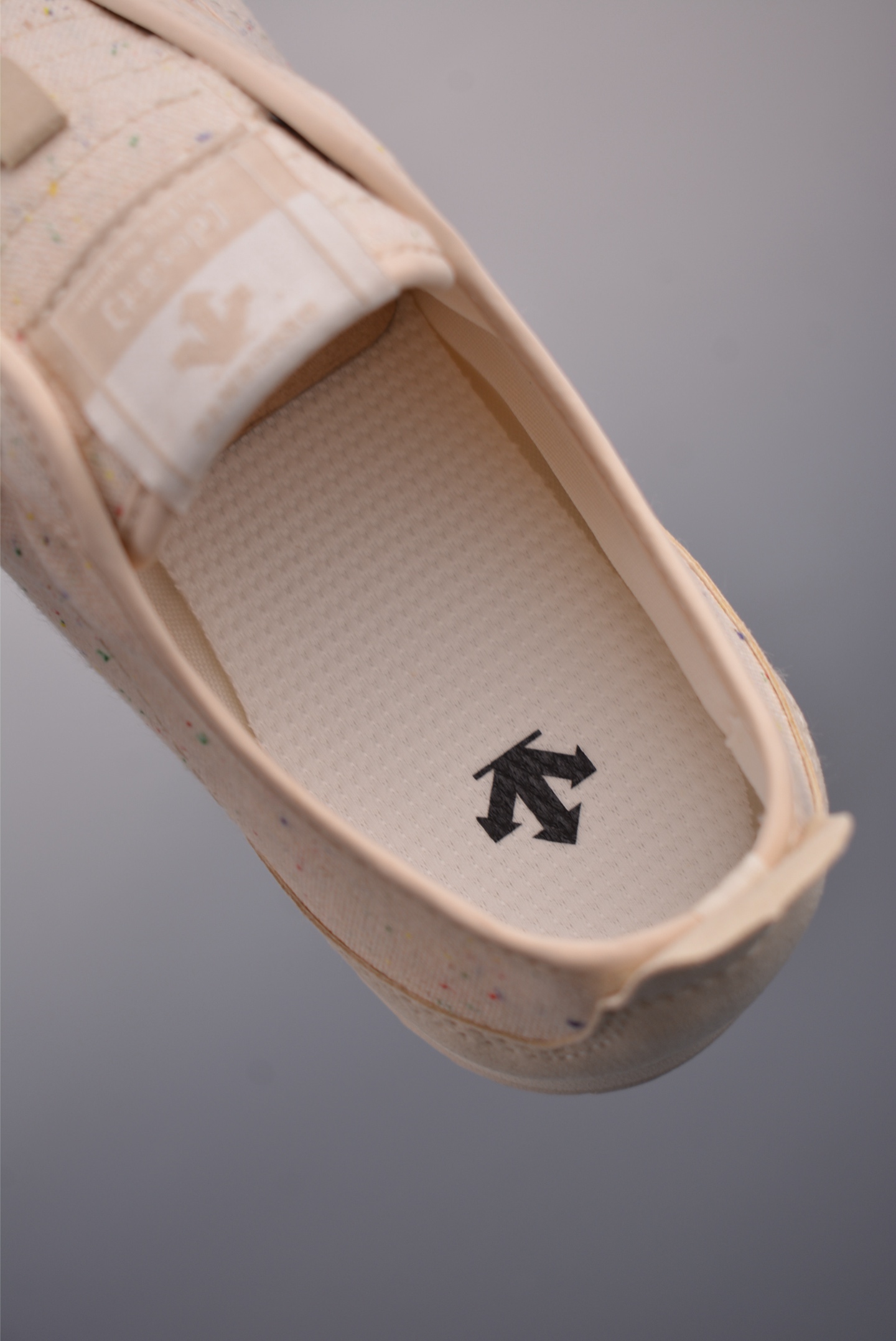Descente Chron Tempo Replica Sneakers - Breathable Canvas Slip-On Shoes 9 i1752084494038 486 0 8