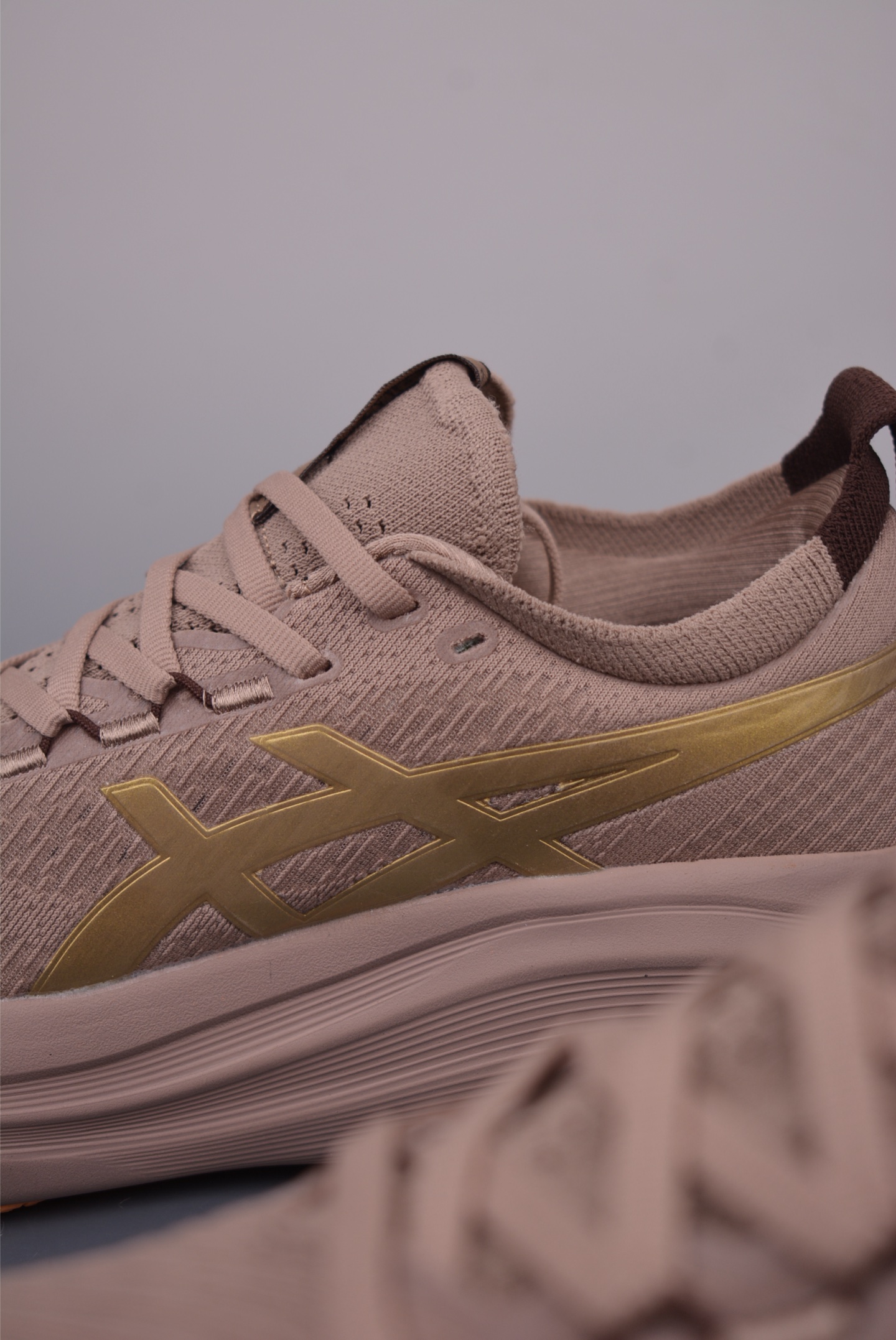 Asics GEL-NIMBUS 27 Running Shoes - Adaptive Cushioning, Comfortable Fit 9 i1752084763714 5218 0 7
