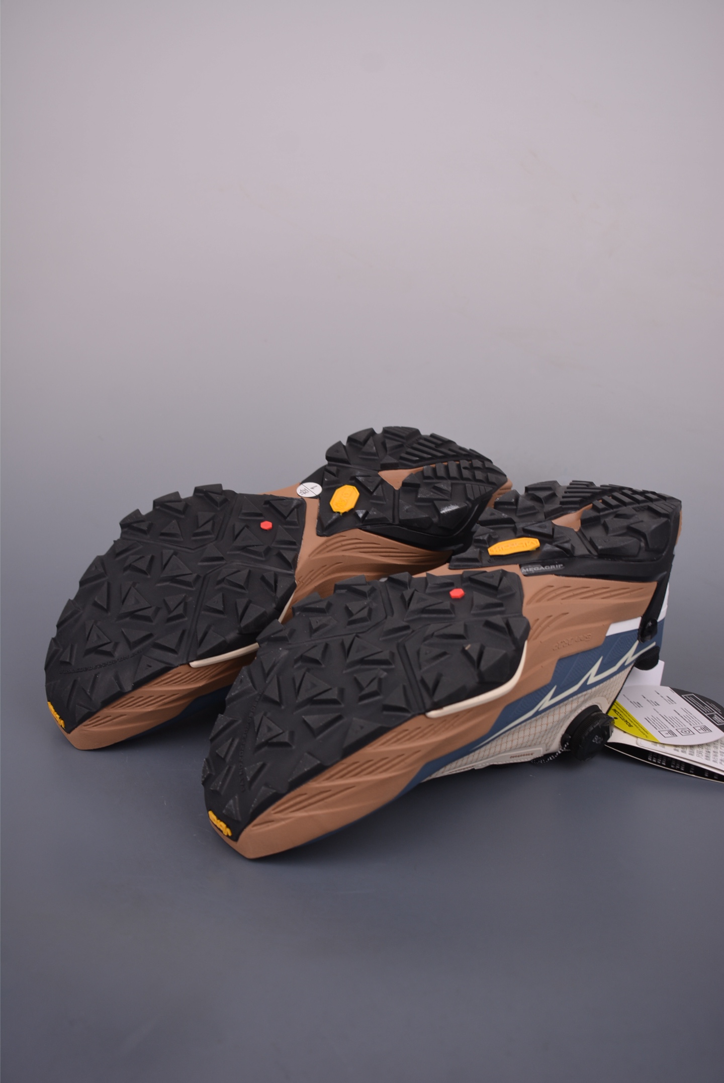 KAILAS Fuga Du BOA 凯乐石 陡坡稳定越野跑山鞋 KS2413107-莆田鞋,莆田鞋货源,高仿鞋,高仿鞋货源,安福档口,莆田高仿鞋,莆田鞋批发,高仿鞋批发,莆田高仿运动鞋,高仿运动鞋,莆田运动鞋 KAILAS Fuga Du BOA 凯乐石 陡坡稳定越野跑山鞋 KS2413107