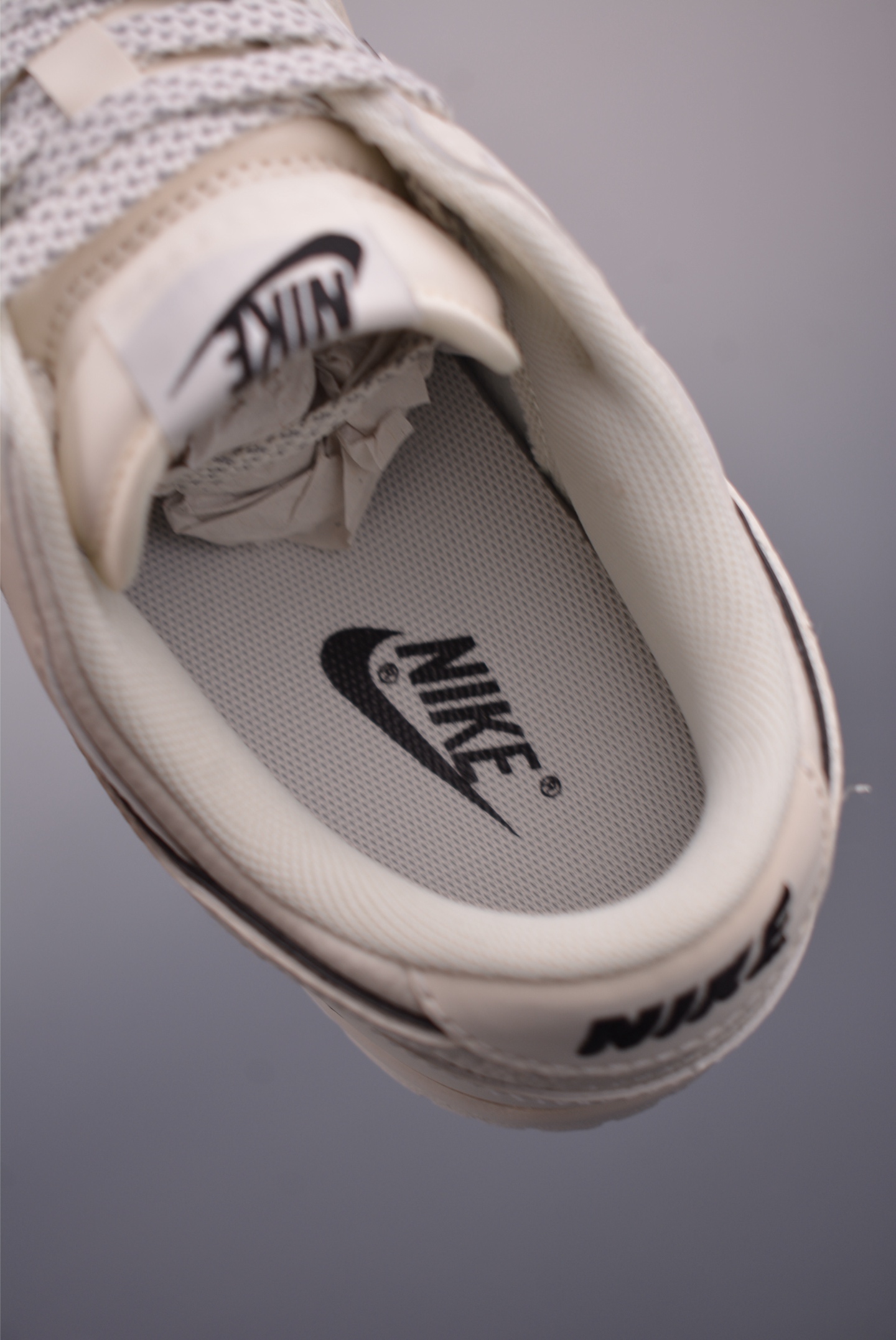 Nike SB Dunk Low 'Just Do It' Premium Leather Sneakers - Style & Comfort 10 i1752085722348 8930 0 8