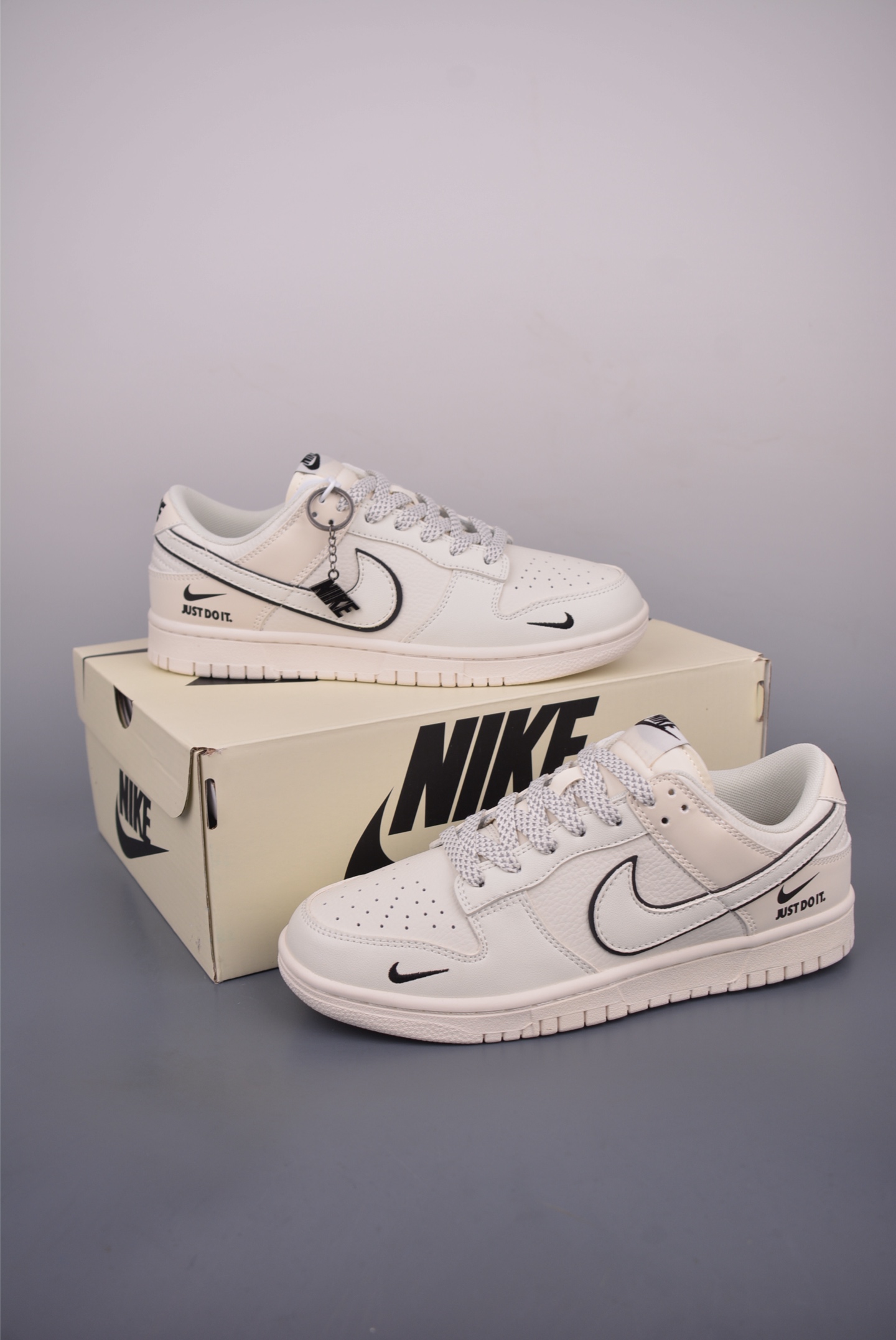 Nike SB Dunk Low 'Just Do It' Premium Leather Sneakers - Style & Comfort 6 i1752085725843 6794 0 4