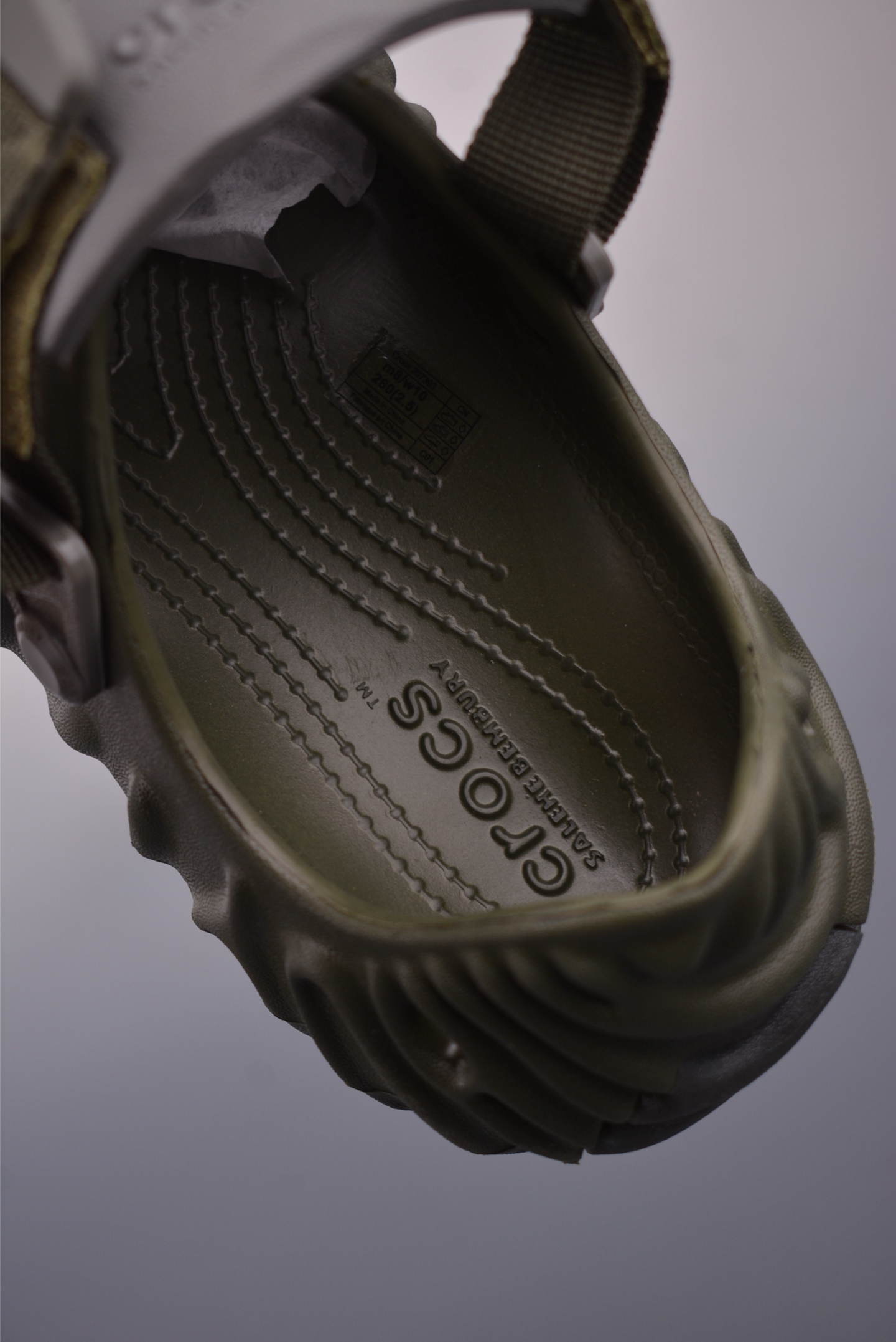 Crocs Echo Clog: Lightweight Comfort, Adjustable Heel, Olive 9 i1752085898038 432 0 8