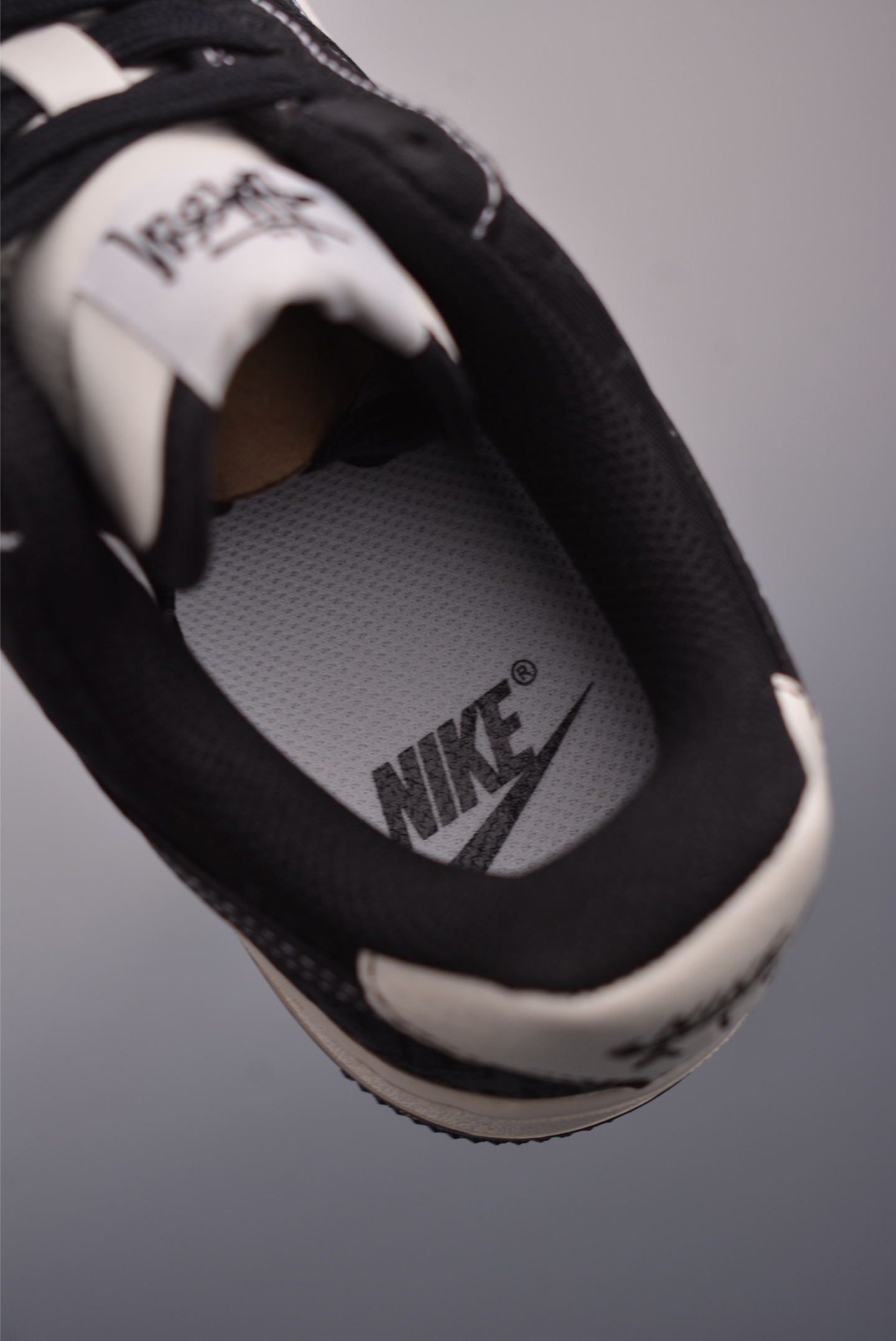 260 Nike Air Force 1 Low 斯图西联名 LW9279-013-Chinese UA Cheap High Quatity Brand Clothes Bags handbags Sneakers wholesale wholesaler seller from China Factory suppliers Fashion Clothing Shoes best Quality Beautiful Price 260 Nike Air Force 1 Low 斯图西联名 LW9279-013