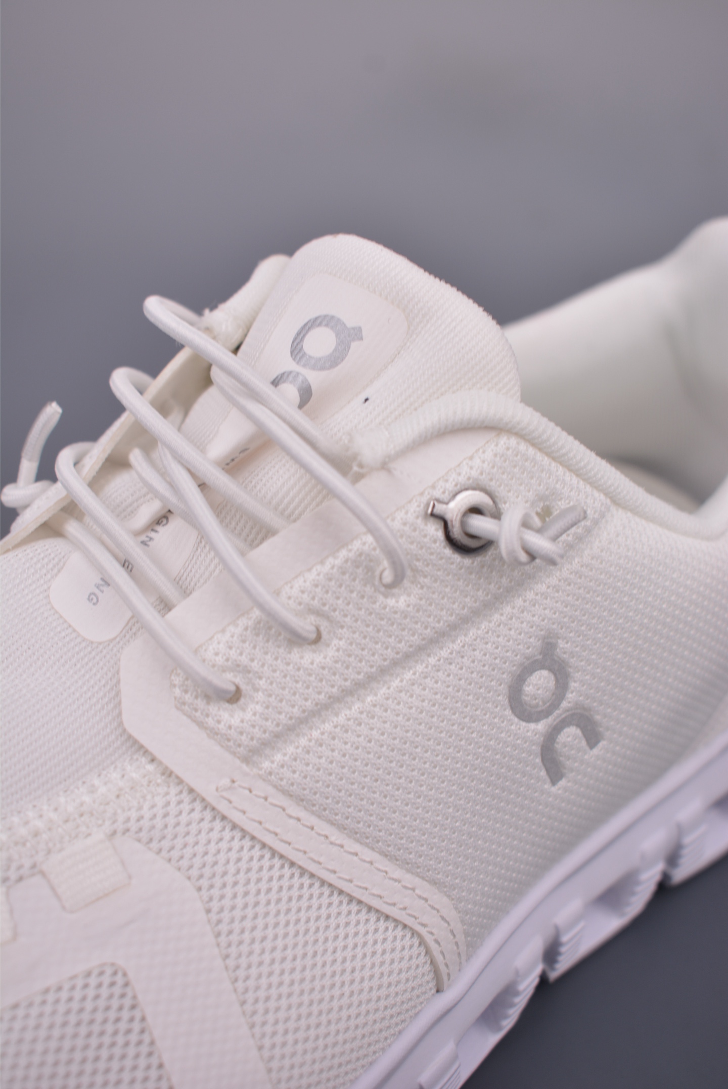 On昂跑 Cloudtilt 6 户外街头机能风跑步鞋 3MF10071200