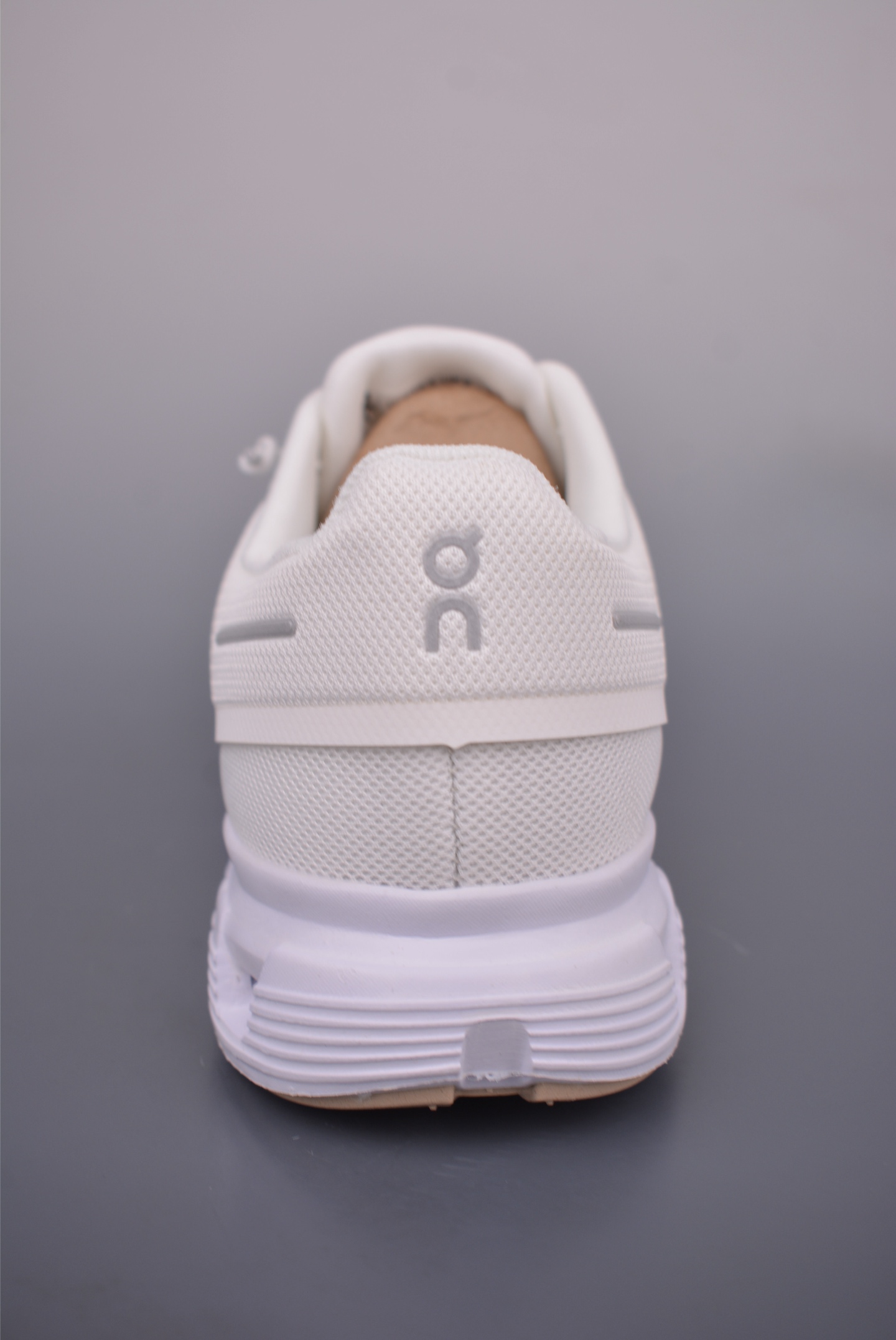 On昂跑 Cloudtilt 6 户外街头机能风跑步鞋 3MF10071200