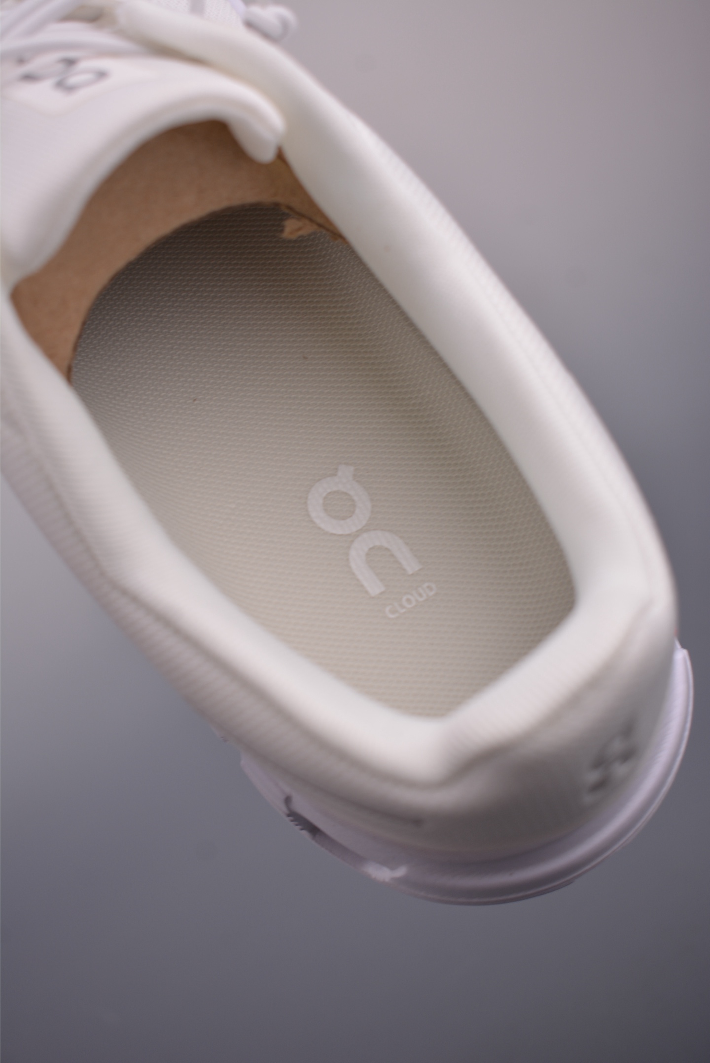 On昂跑 Cloudtilt 6 户外街头机能风跑步鞋 3MF10071200