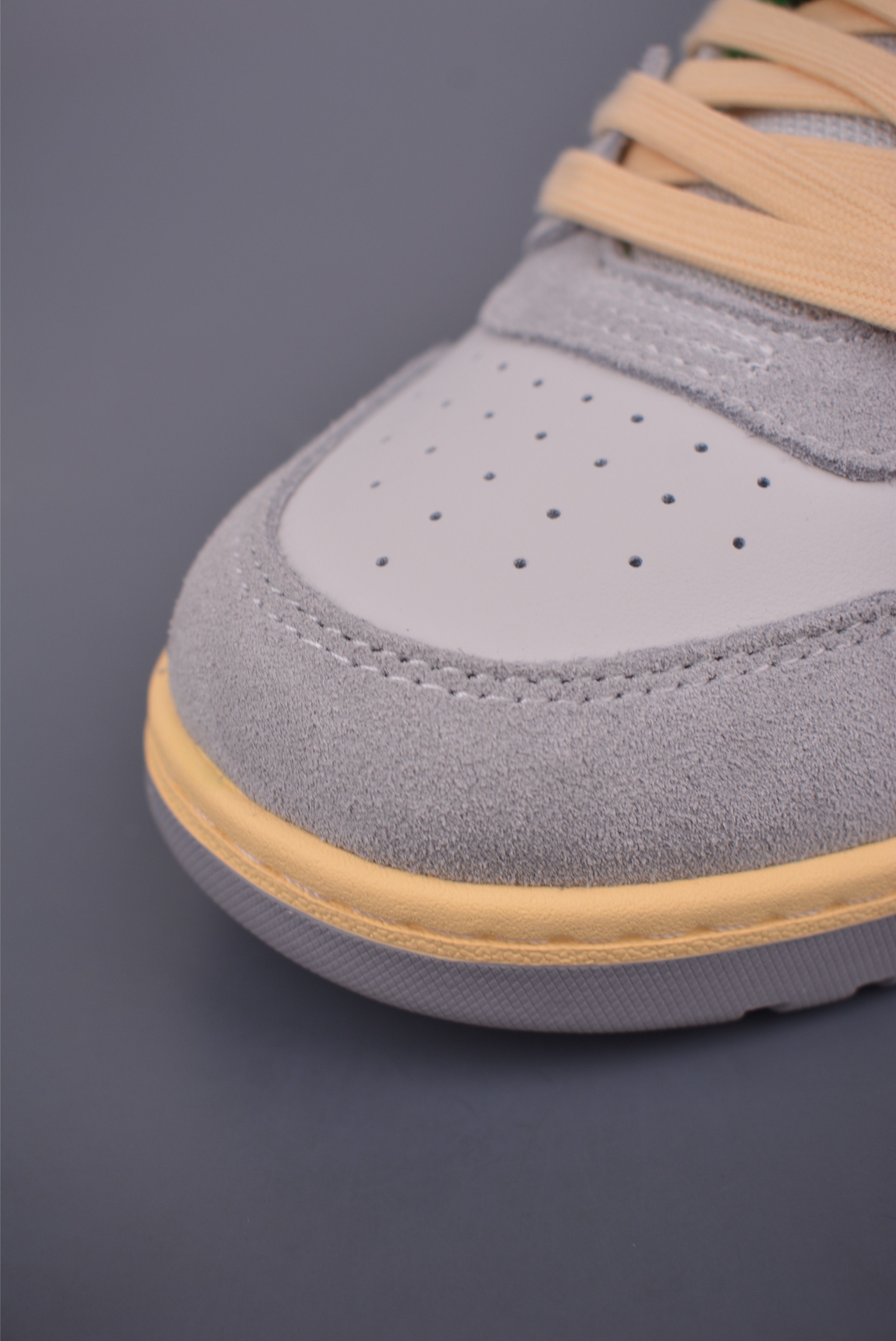 OFF-WHITE Out Of Office 低帮系带时尚板鞋 OMIA189S2-莆田鞋,莆田鞋货源,高仿鞋,高仿鞋货源,安福档口,莆田高仿鞋,莆田鞋批发,高仿鞋批发,莆田高仿运动鞋,高仿运动鞋,莆田运动鞋 OFF-WHITE Out Of Office 低帮系带时尚板鞋 OMIA189S2