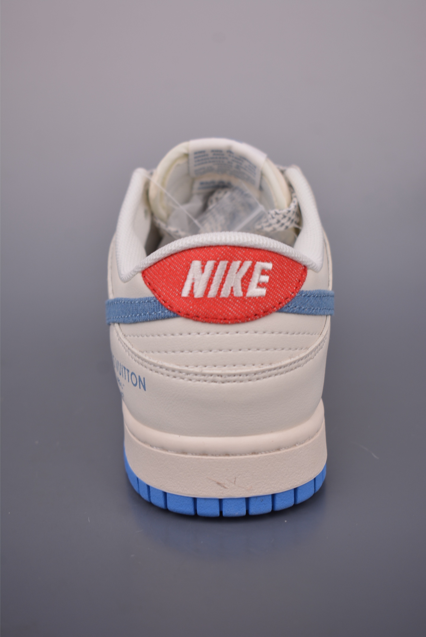 Nike SB Dunk Low LV联名 SM6668-101-莆田鞋,莆田鞋货源,高仿鞋,高仿鞋货源,安福档口,莆田高仿鞋,莆田鞋批发,高仿鞋批发,莆田高仿运动鞋,高仿运动鞋,莆田运动鞋 Nike SB Dunk Low LV联名 SM6668-101