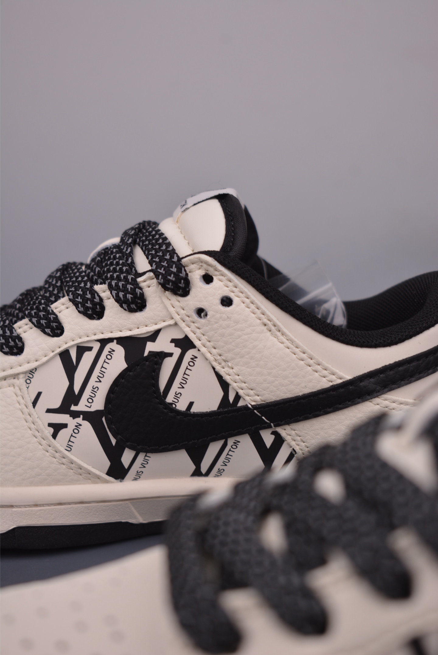 Nike SB Dunk Low LV联名 QW5836-021