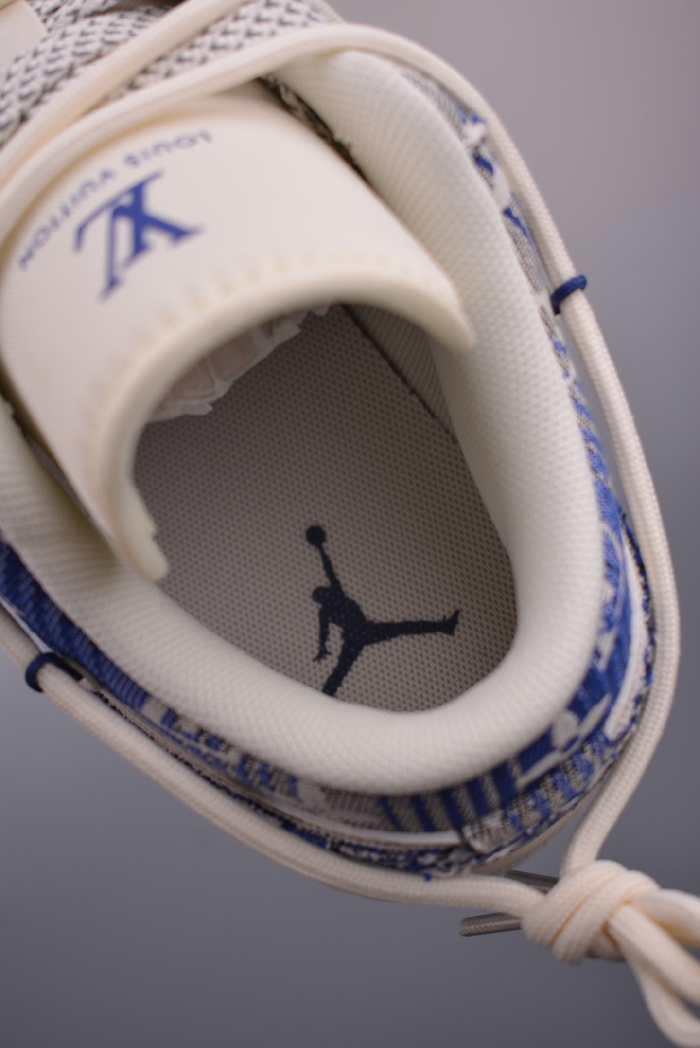 Nike Jordan Air Jordan 1 Supreme联名 解构绑带 YX5066-373-莆田鞋,莆田鞋货源,高仿鞋,高仿鞋货源,安福档口,莆田高仿鞋,莆田鞋批发,高仿鞋批发,莆田高仿运动鞋,高仿运动鞋,莆田运动鞋 Nike Jordan Air Jordan 1 Supreme联名 解构绑带 YX5066-373