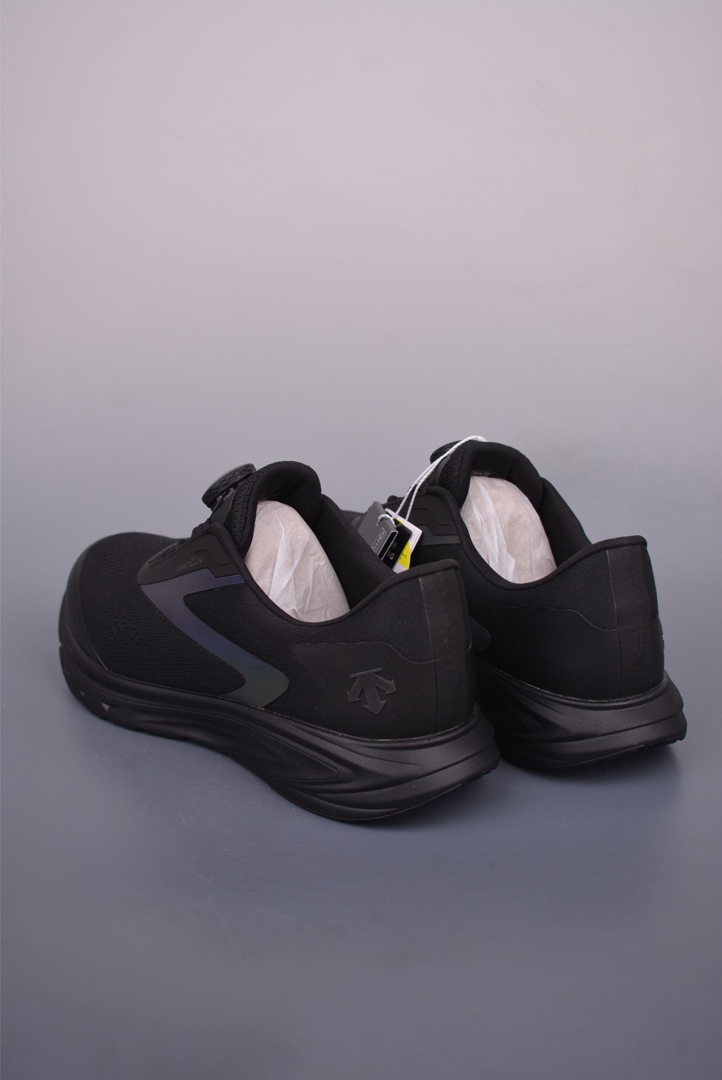 Descente Ease Wire Men's Trail Running Shoes - Breathable & Waterproof 3 i1752189410177 1456 0 1