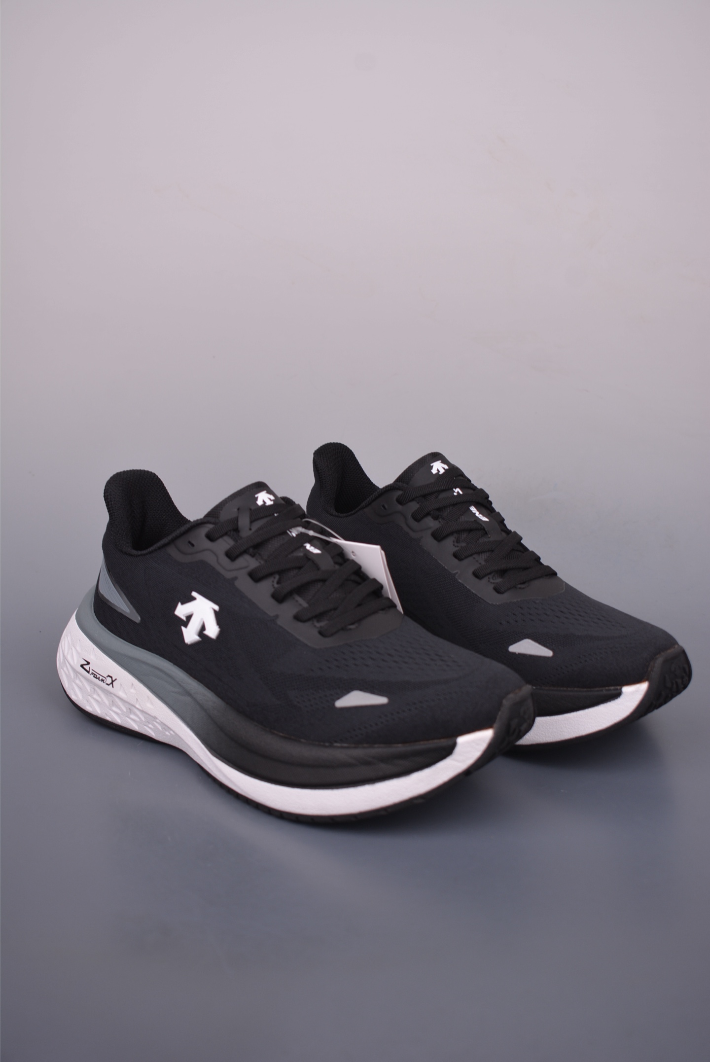 Descente Ease Wire Men's Trail Running Shoes - Breathable, Waterproof 2 i1752189454624 1089 0 0