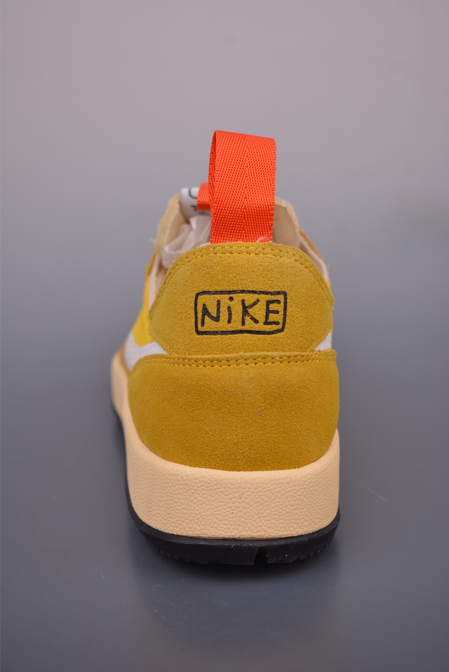 Tom Sachs x Nk General Purpose Shoe 联名款 简约风休闲鞋 DA6672-700