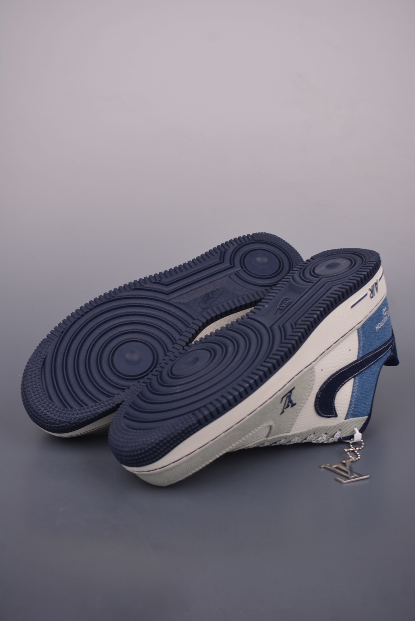 Nike Air Force 1 Low Louis Vuitton Collaboration Sneakers Classic Design 3 i1752267223591 3936 0 2