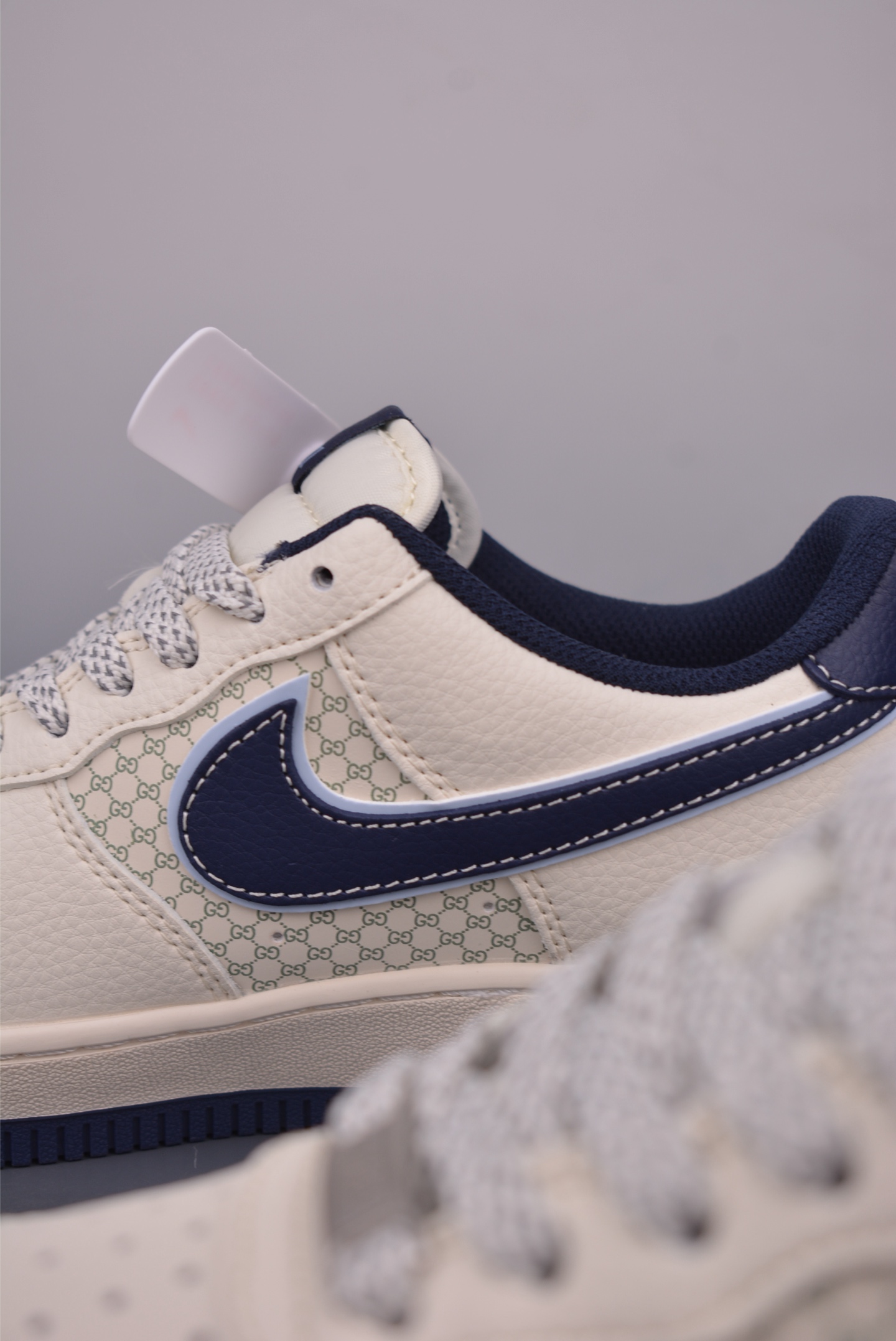 Nike Air Force 1 Low Gucci Cream Navy Sneakers - Limited Edition 9 i1752267310635 810 0 7