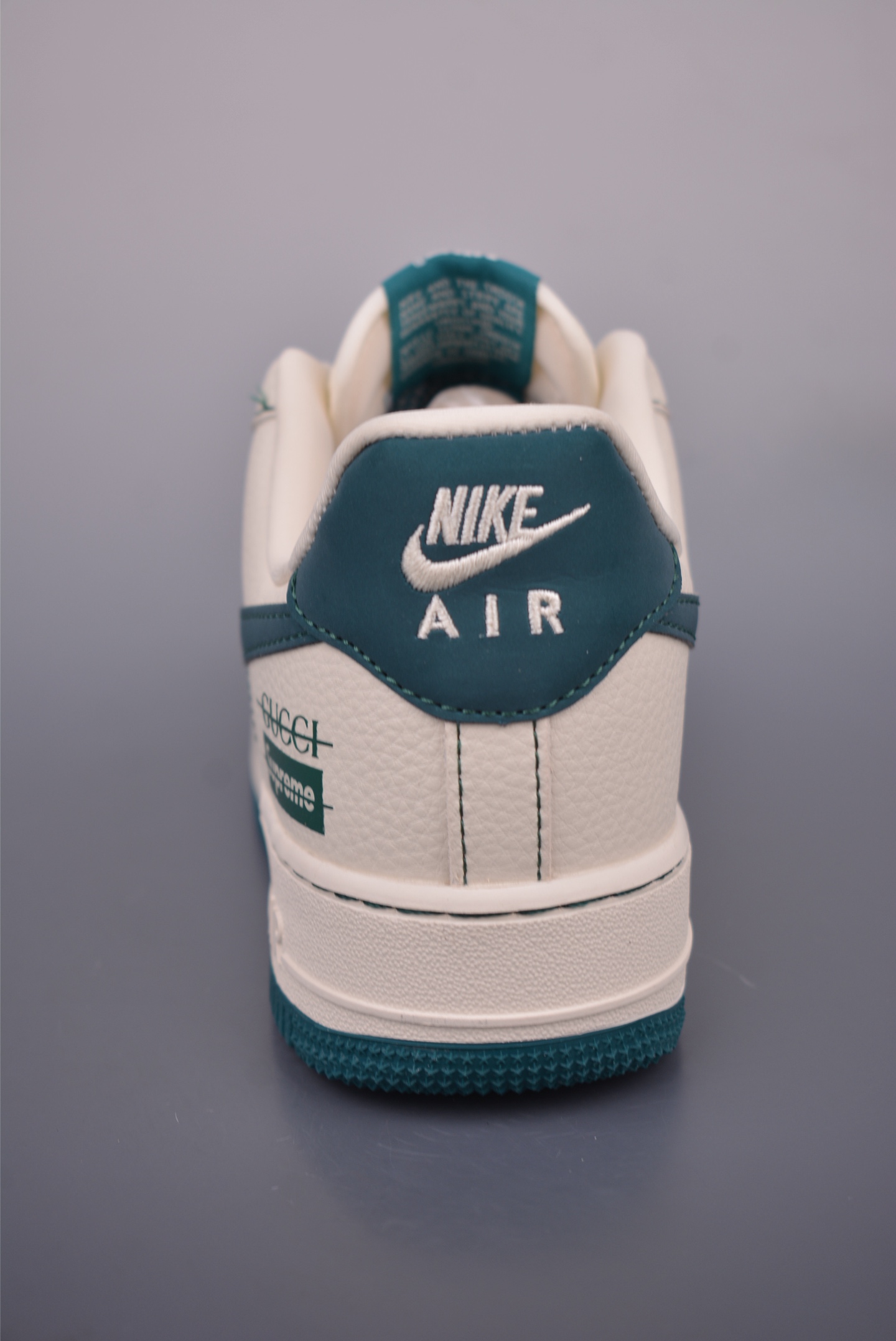 Nike Air Force 1 Low Supreme Collab Sneakers - Original Design & Comfort 5 i1752267366759 4202 0 3