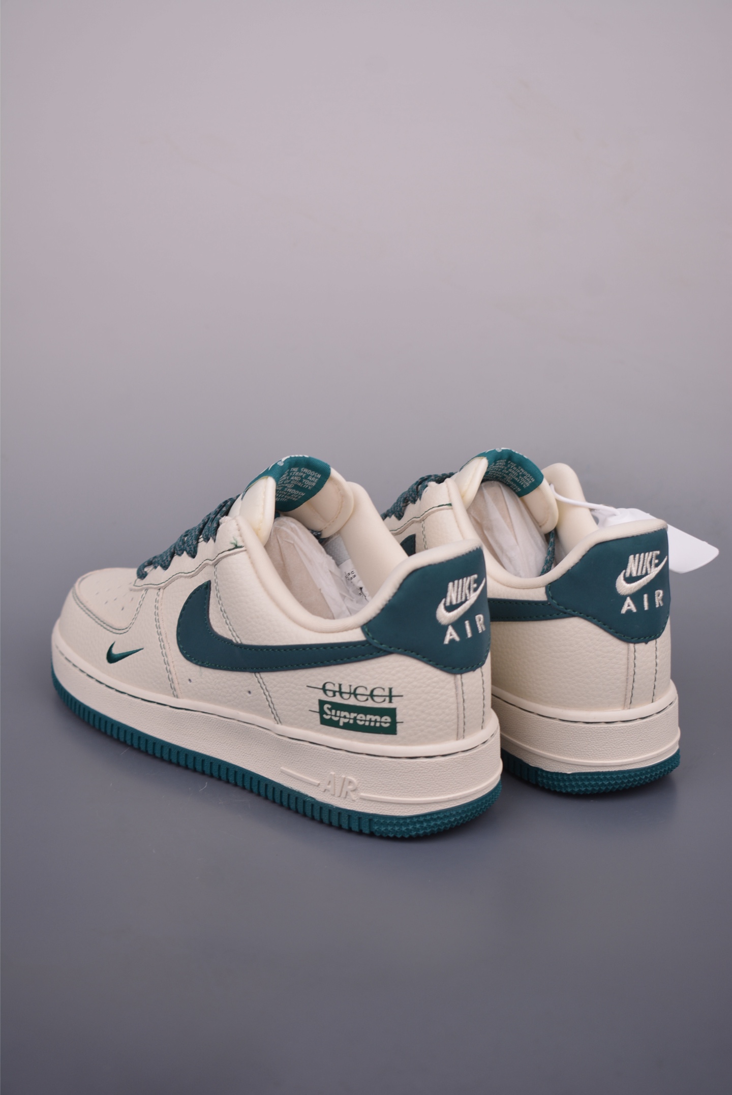 Nike Air Force 1 Low Supreme Collab Sneakers - Original Design & Comfort 3 i1752267366777 1009 0 1