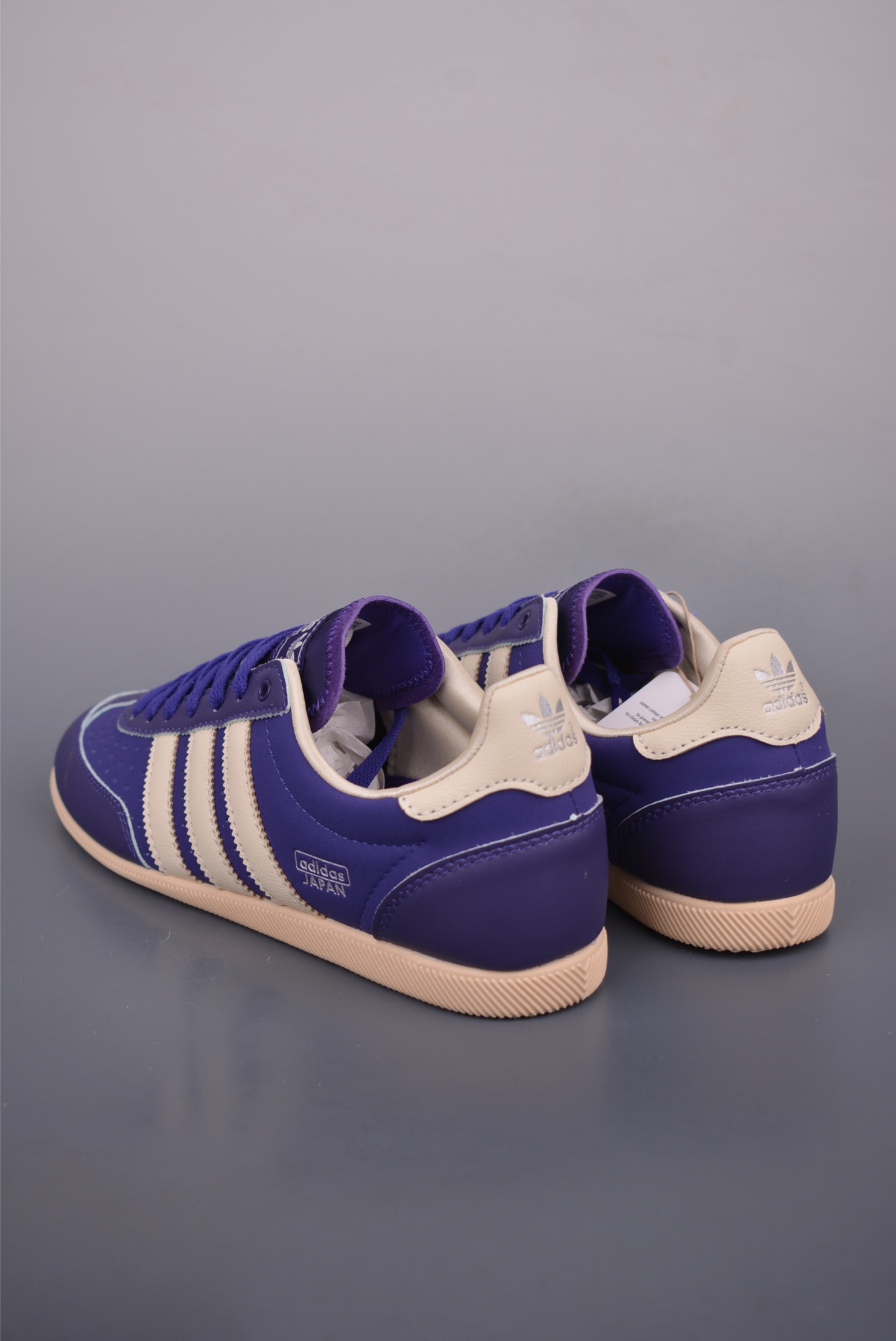 adidas阿迪达斯三叶草 T头鞋 JAPAN W复古薄底经典运动鞋 JS0252-莆田鞋,莆田鞋货源,高仿鞋,高仿鞋货源,安福档口,莆田高仿鞋,莆田鞋批发,高仿鞋批发,莆田高仿运动鞋,高仿运动鞋,莆田运动鞋 adidas阿迪达斯三叶草 T头鞋 JAPAN W复古薄底经典运动鞋 JS0252