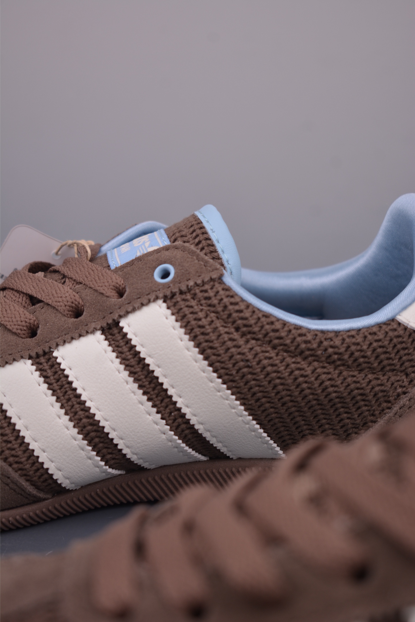 adidas阿迪达斯三叶草 T头鞋 JAPAN W复古薄底经典运动鞋 JR7159-莆田鞋,莆田鞋货源,高仿鞋,高仿鞋货源,安福档口,莆田高仿鞋,莆田鞋批发,高仿鞋批发,莆田高仿运动鞋,高仿运动鞋,莆田运动鞋 adidas阿迪达斯三叶草 T头鞋 JAPAN W复古薄底经典运动鞋 JR7159