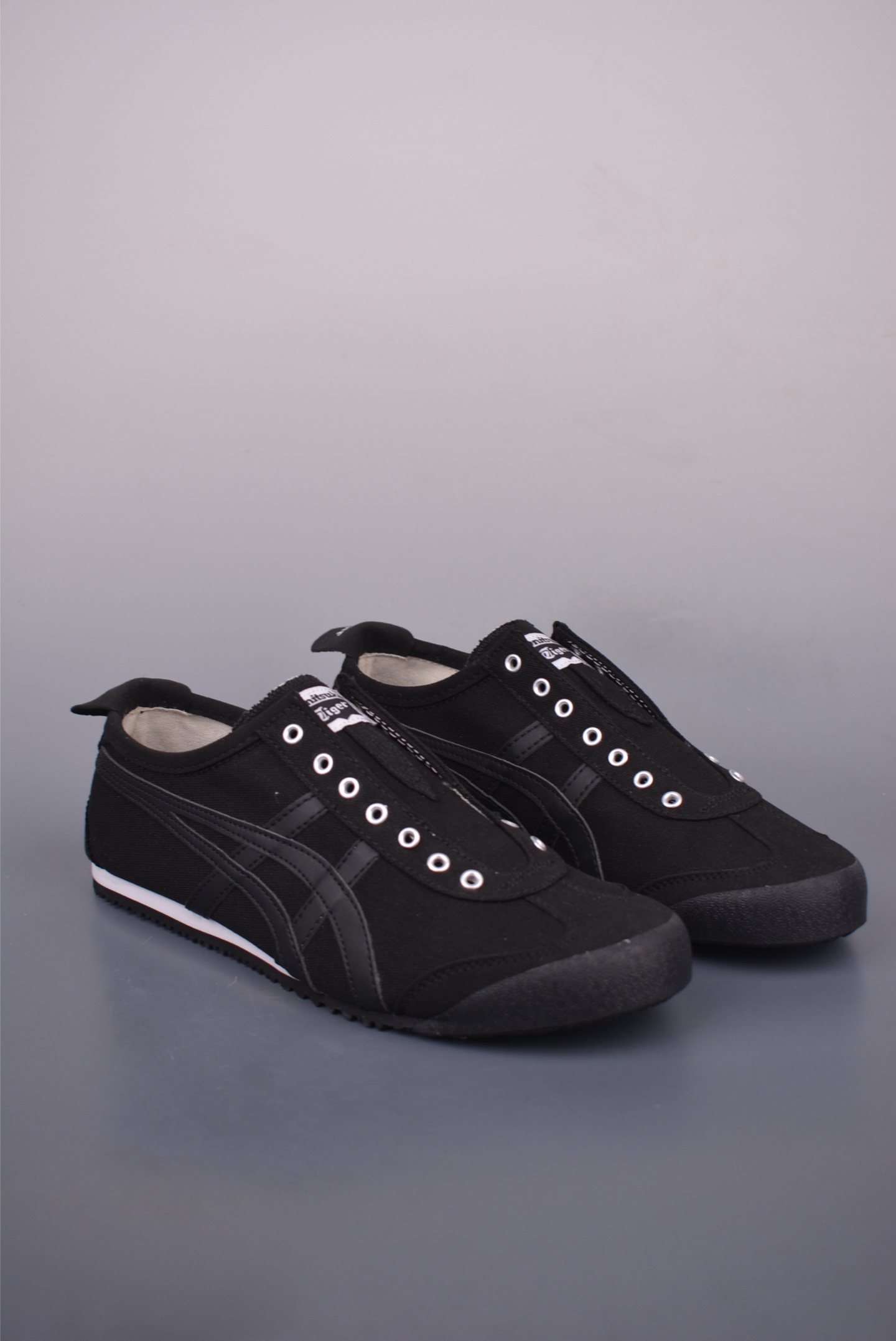Onitsuka Tiger Mexico 66 Slip-On Sneakers - Classic Style, Ultimate Comfort 1 i1752269510369 885 0 0