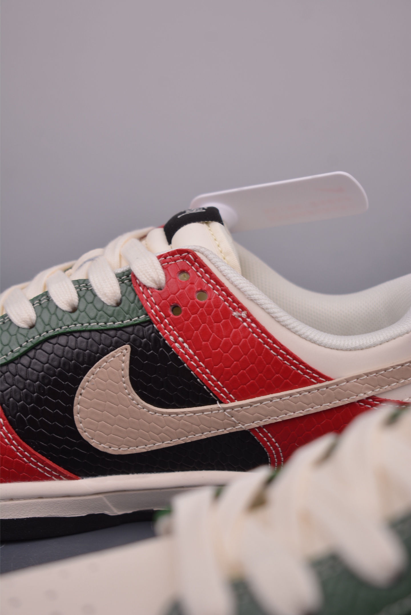 Nike SB Dunk Low Stussy: Premium Comfort, Style, and Performance Sneaker 9 i1752271411039 1524 0 7
