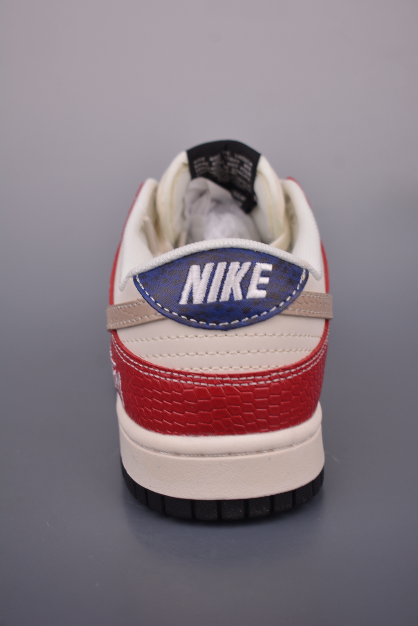 Nike SB Dunk Low Stussy: Premium Comfort, Style, and Performance Sneaker 5 i1752271416212 8609 0 3