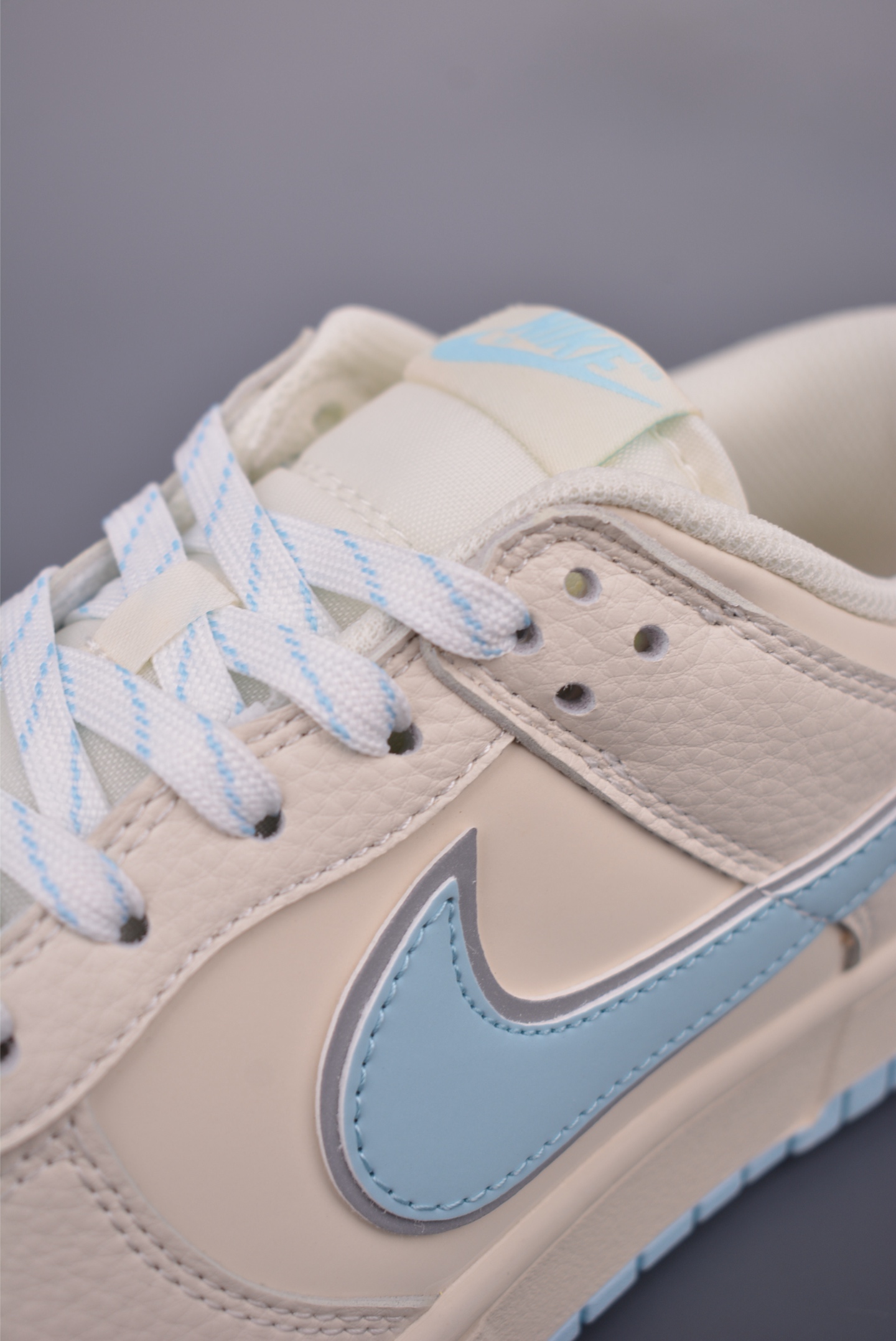 Nike SB Dunk Low Louis Vuitton Cream Blue Leather Sneakers 7 i1752271757783 6320 0 6