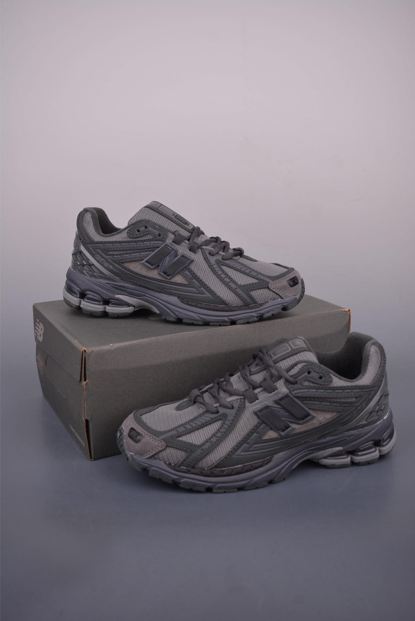 New Balance 1906R Series Retro Sneakers - Classic Style, Superior Comfort 5 i1752272356411 8575 0 4
