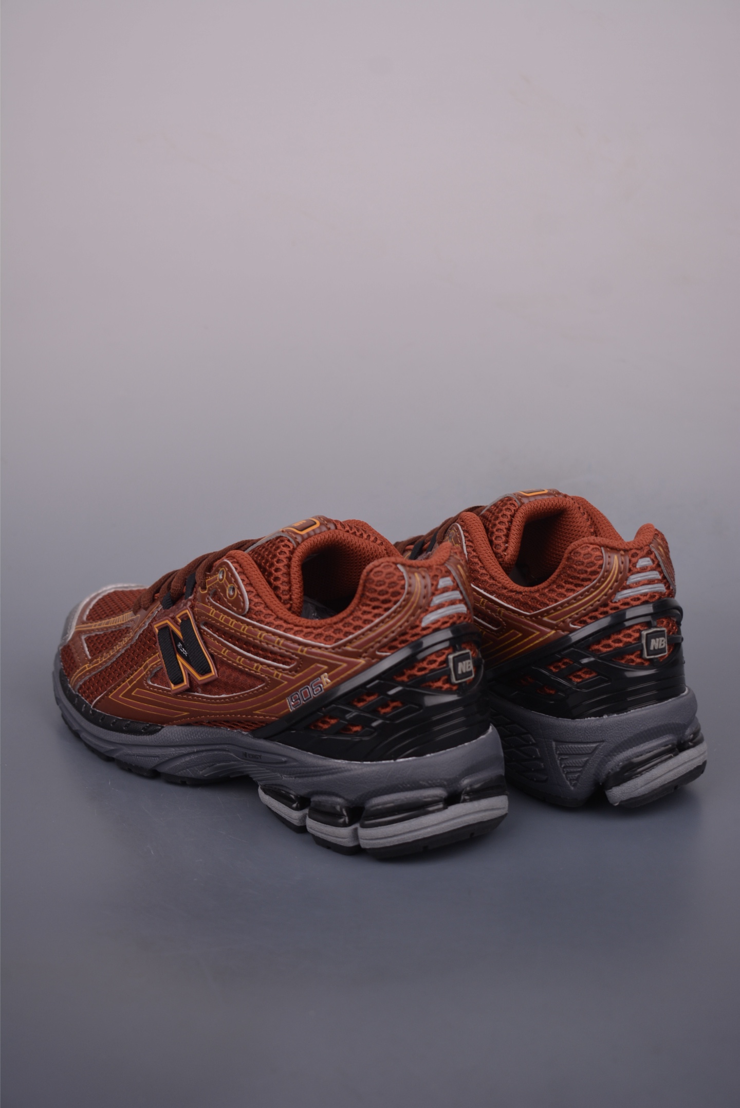 New Balance 1906R Retro Sneakers - Classic Style & Modern Comfort 2 i1752272402062 4418 0 1