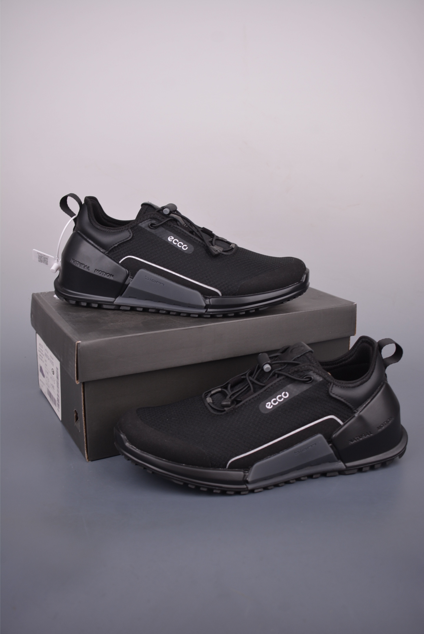 ECCO爱步老爹鞋男士夏季新款 全头层百搭潮流户外运动鞋 8007943129