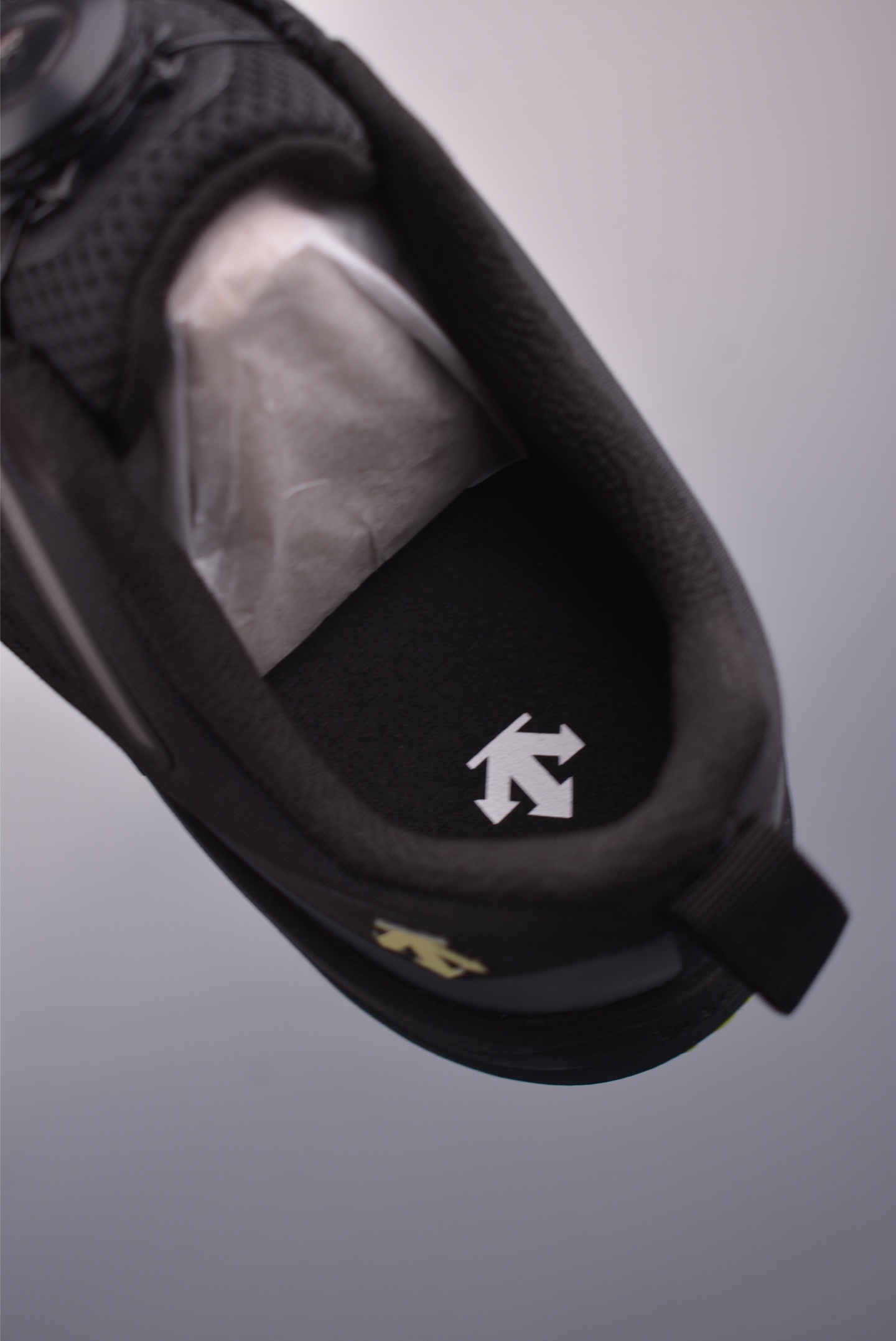 DESCENTE迪桑特 LAVITATE 广东纯原版本 时尚休闲运动覆盖防水男子越野跑鞋 D5231RRN09-莆田鞋,莆田鞋货源,高仿鞋,高仿鞋货源,安福档口,莆田高仿鞋,莆田鞋批发,高仿鞋批发,莆田高仿运动鞋,高仿运动鞋,莆田运动鞋 DESCENTE迪桑特 LAVITATE 广东纯原版本 时尚休闲运动覆盖防水男子越野跑鞋 D5231RRN09