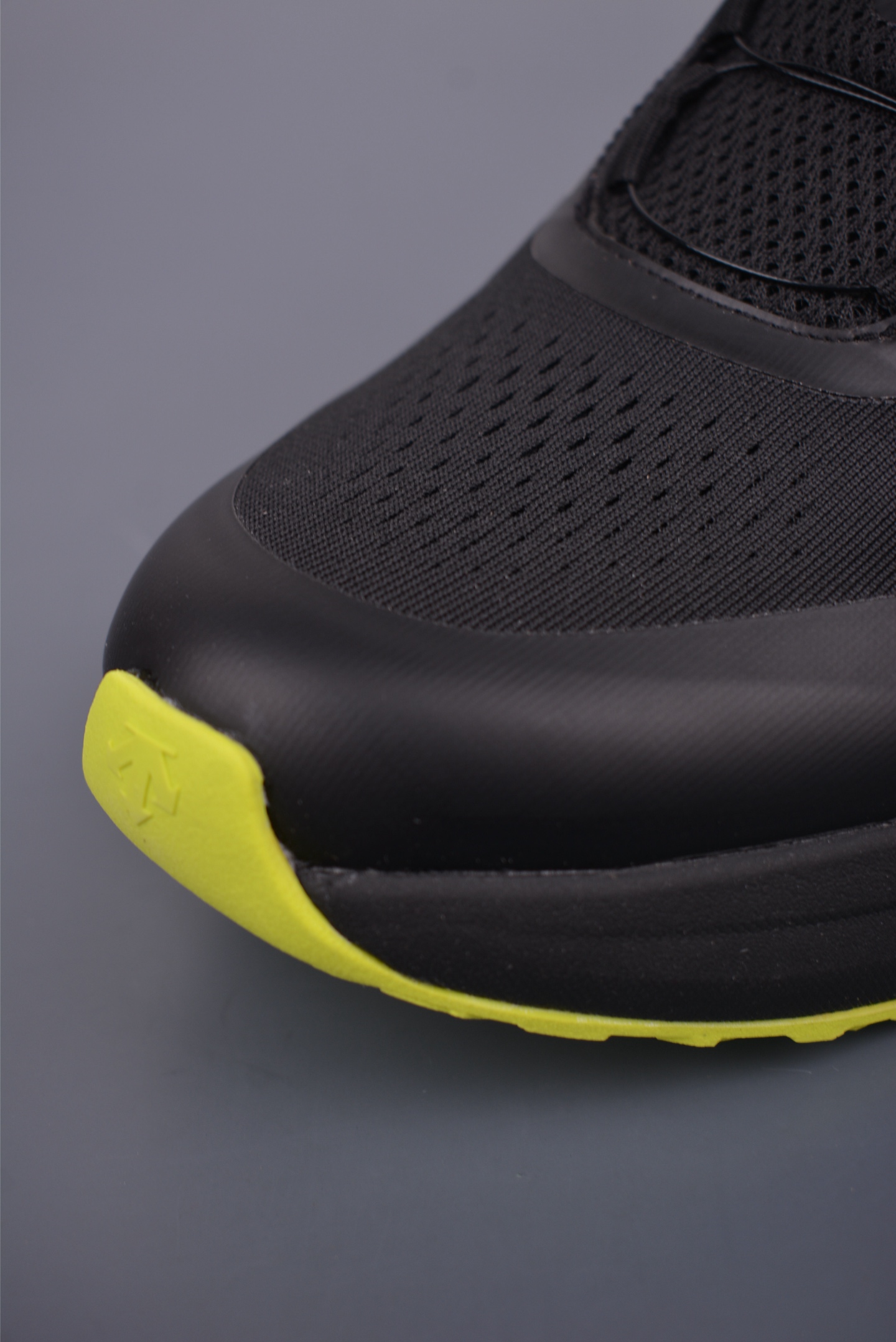 DESCENTE迪桑特 LAVITATE 广东纯原版本 时尚休闲运动覆盖防水男子越野跑鞋 D5231RRN09-莆田鞋,莆田鞋货源,高仿鞋,高仿鞋货源,安福档口,莆田高仿鞋,莆田鞋批发,高仿鞋批发,莆田高仿运动鞋,高仿运动鞋,莆田运动鞋 DESCENTE迪桑特 LAVITATE 广东纯原版本 时尚休闲运动覆盖防水男子越野跑鞋 D5231RRN09