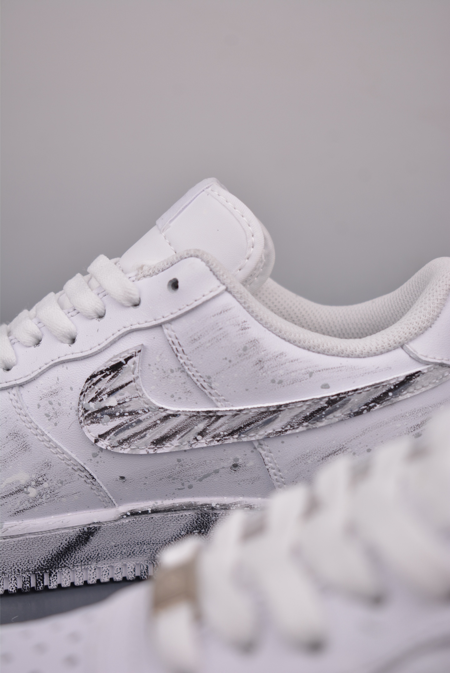 Nike Air Force 1 Low 涂鸦做旧 CW2288-111-莆田鞋,莆田鞋货源,高仿鞋,高仿鞋货源,安福档口,莆田高仿鞋,莆田鞋批发,高仿鞋批发,莆田高仿运动鞋,高仿运动鞋,莆田运动鞋 Nike Air Force 1 Low 涂鸦做旧 CW2288-111