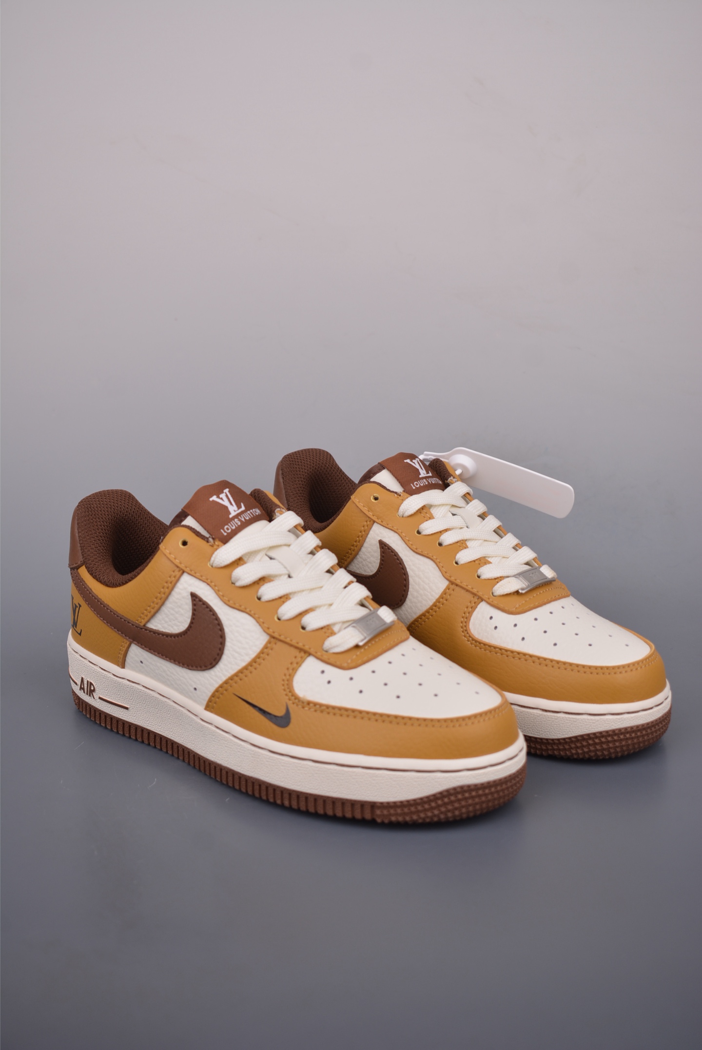 Nike Air Force 1 Low Louis Vuitton: Iconic Style, Supreme Comfort, and Quality 1 i1752354812002 549 0 0