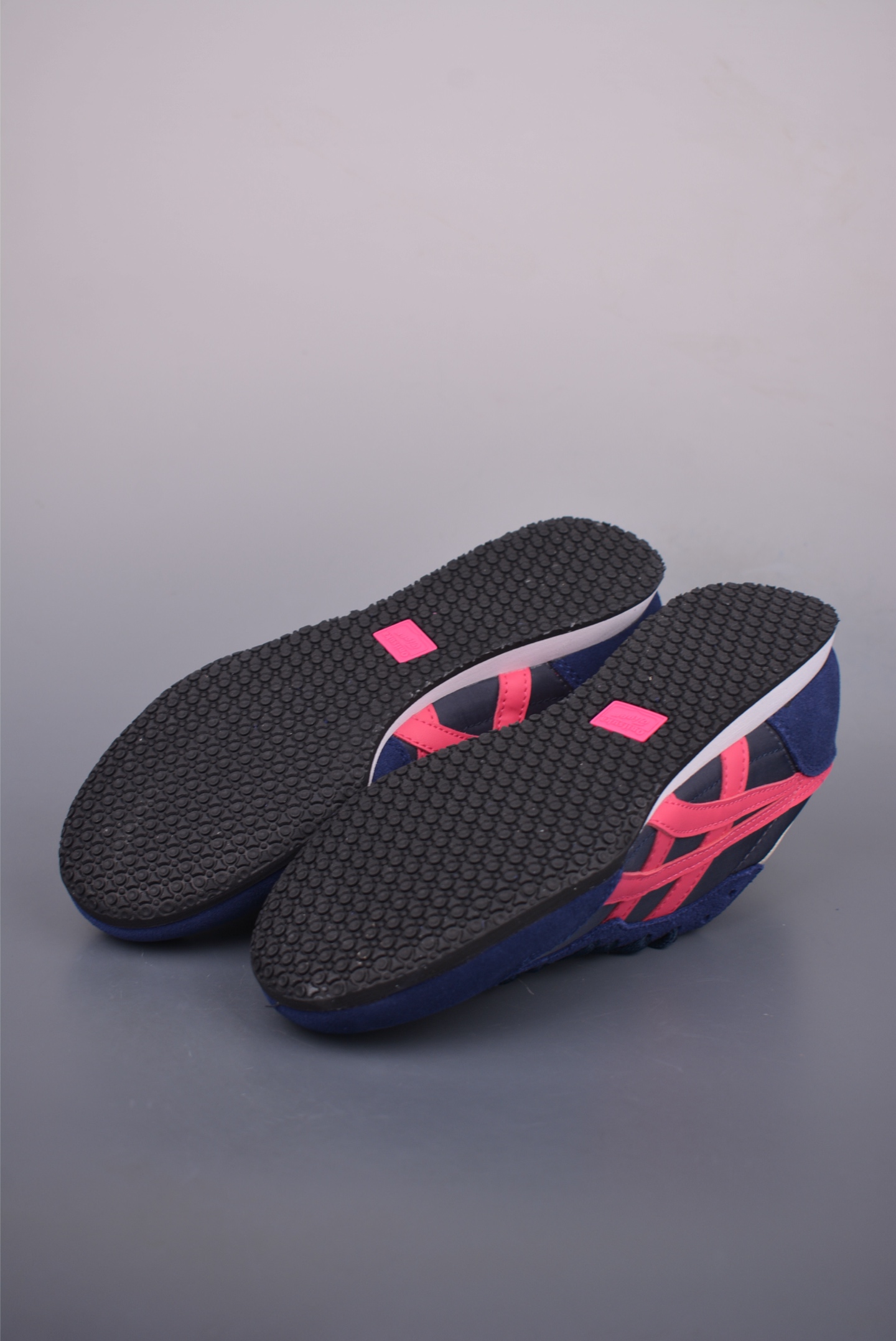 Onitsuka Tiger Serrano Retro Classic Sneakers - Breathable, Comfortable Shoes 4 i1752354996279 4667 0 2
