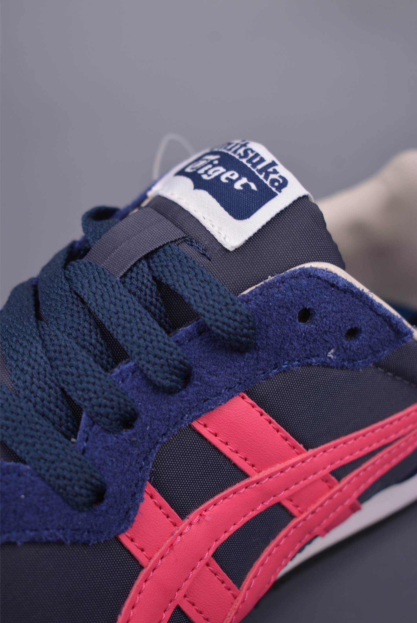 Onitsuka Tiger Serrano Retro Classic Sneakers - Breathable, Comfortable Shoes 8 i1752354997771 4750 0 6