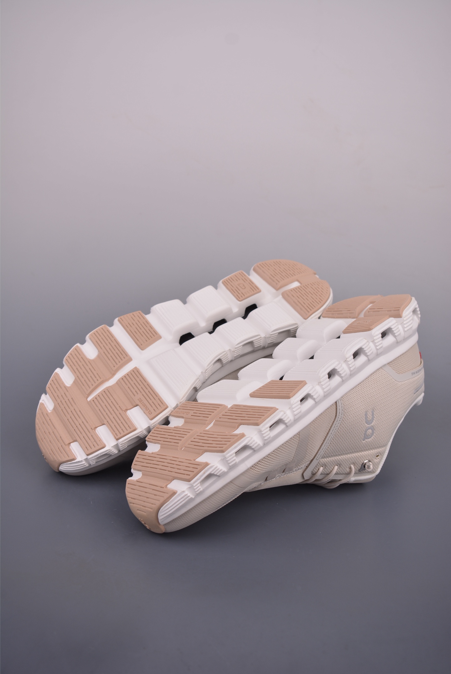 On Cloudtilt Beige Running Shoes | Outdoor Street Style Sneakers 4 i1752355059522 4933 0 2