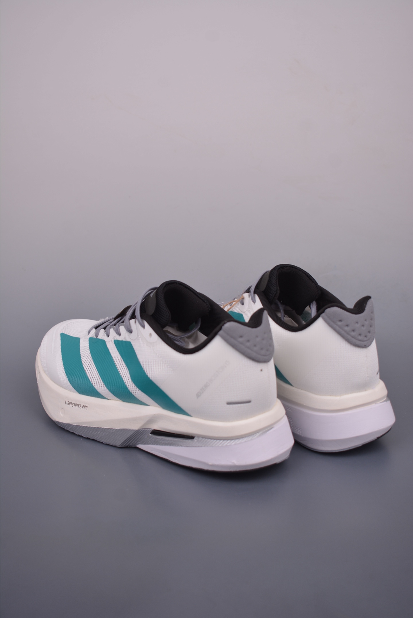 Adidas Adizero Boston 13 泡棉搭配全掌碳板 缓震透气跑步鞋 JR4791