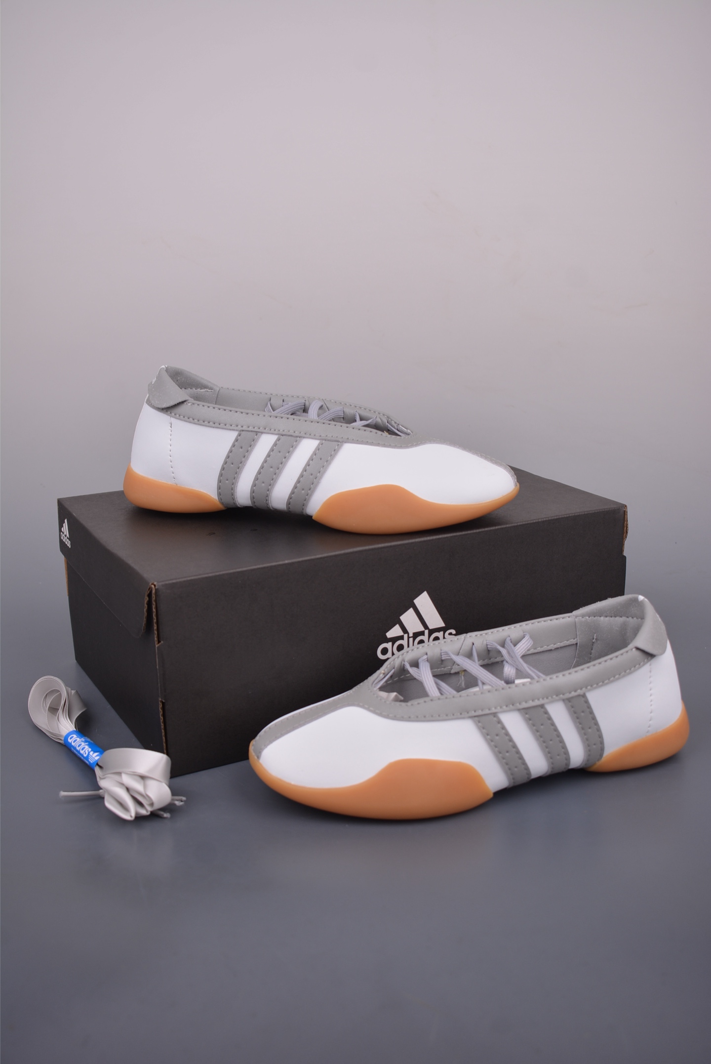 Adidas Taekwondo Mei W Ballet-Style Sneakers - Comfortable & Stylish 5 i1752356764169 9202 0 4