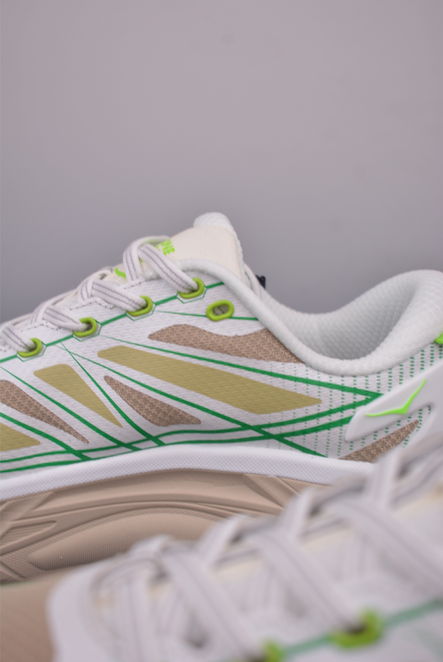 HOKA ONE ONE Mafate Speed 2 低帮专业越野跑步鞋 1126851