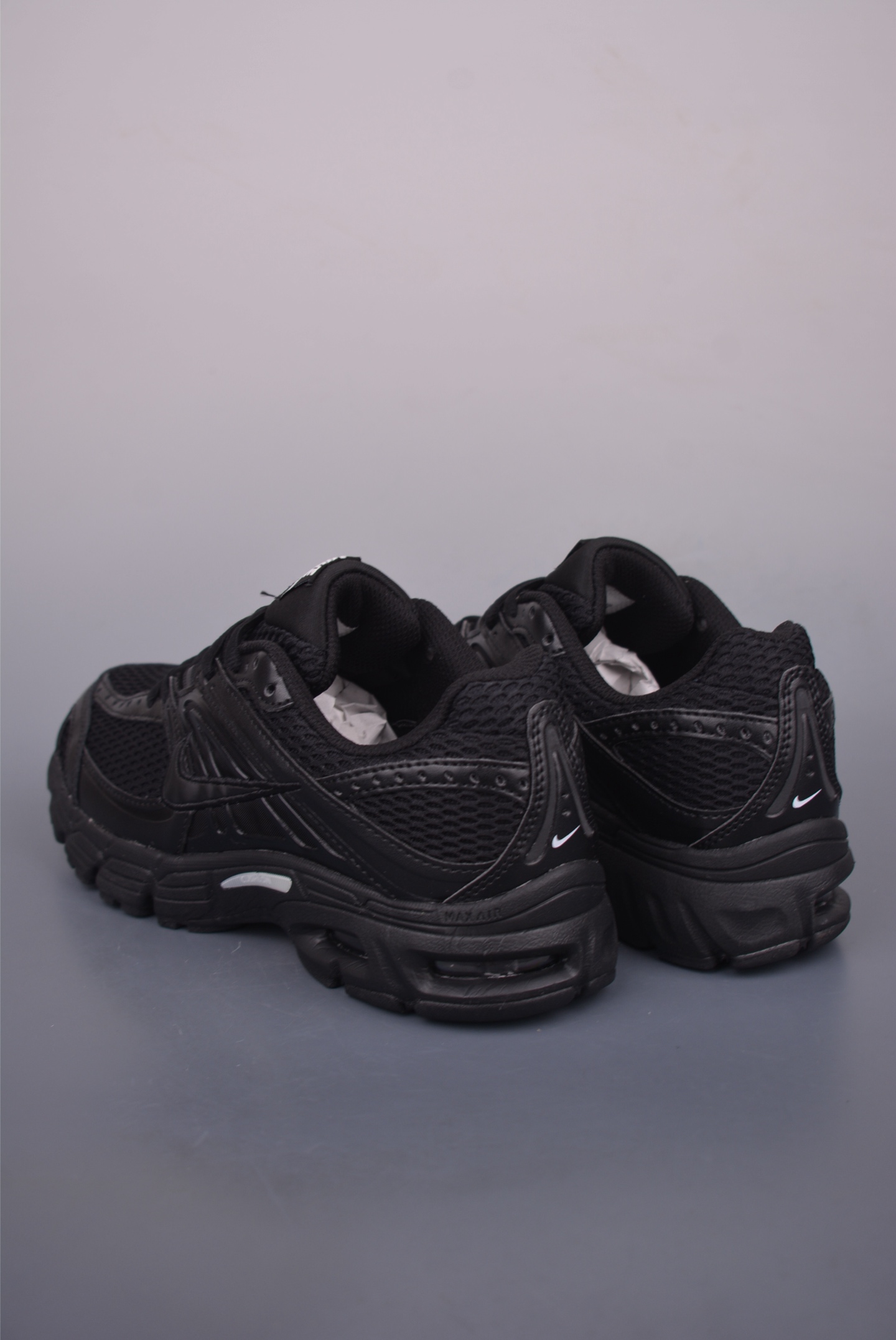 Nike Air Max Moto 2K: Versatile Black Low-Top Running Shoes for Ultimate Comfort 3 i1752357872074 1837 0 1