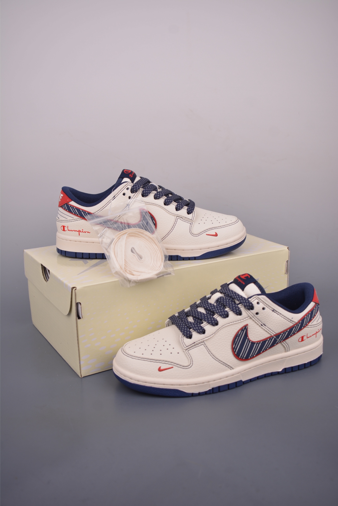 Nike SB Dunk Low Champion Collaboration Sneakers - Premium Quality 5 i1752359700673 5777 0 4