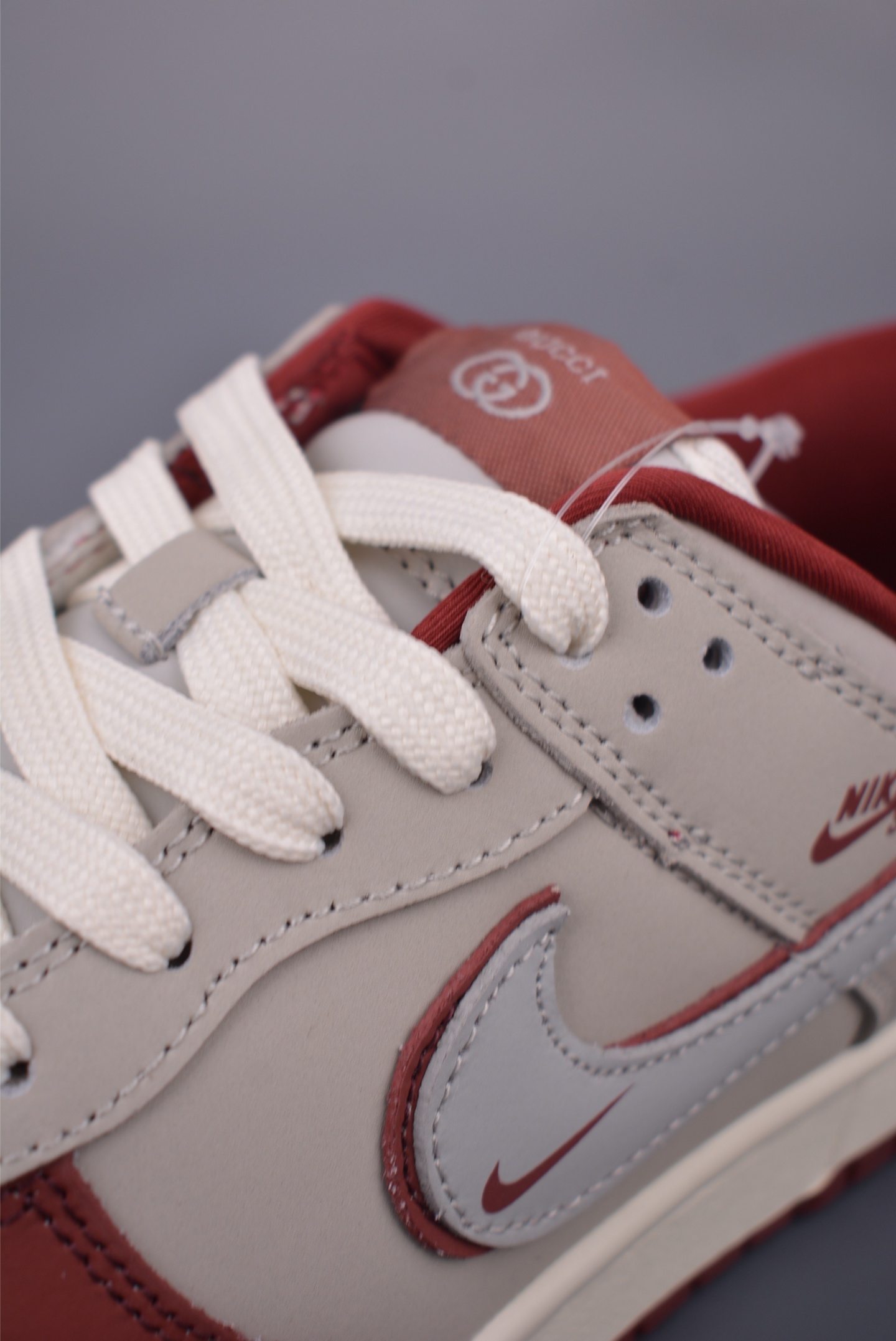 Nike SB Dunk Low Gucci Collaboration Premium Leather Sneakers - Unisex Style 8 i1752359746594 1231 0 6