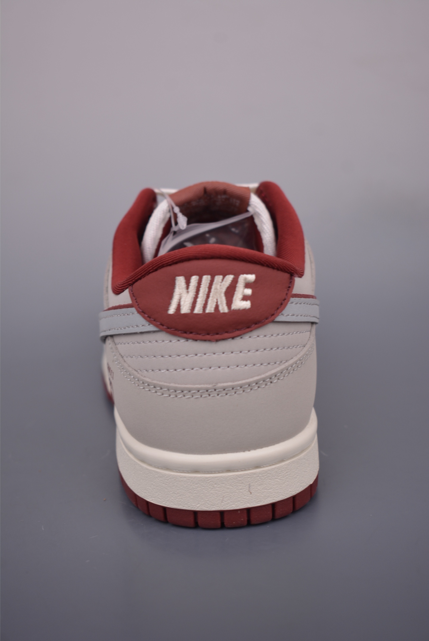 Nike SB Dunk Low Gucci Collaboration Premium Leather Sneakers - Unisex Style 5 i1752359748469 3899 0 3