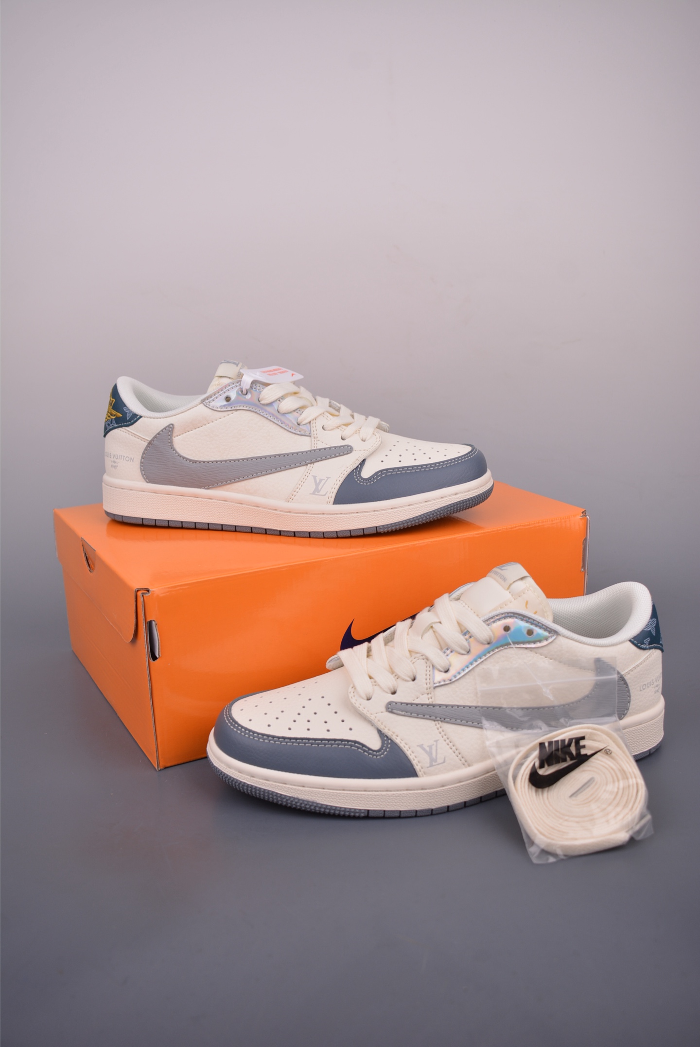 Fragment x Travis Scott x Louis Vuitton Air Jordan 1 Low Sneakers 6 i1752359852819 627 0 4