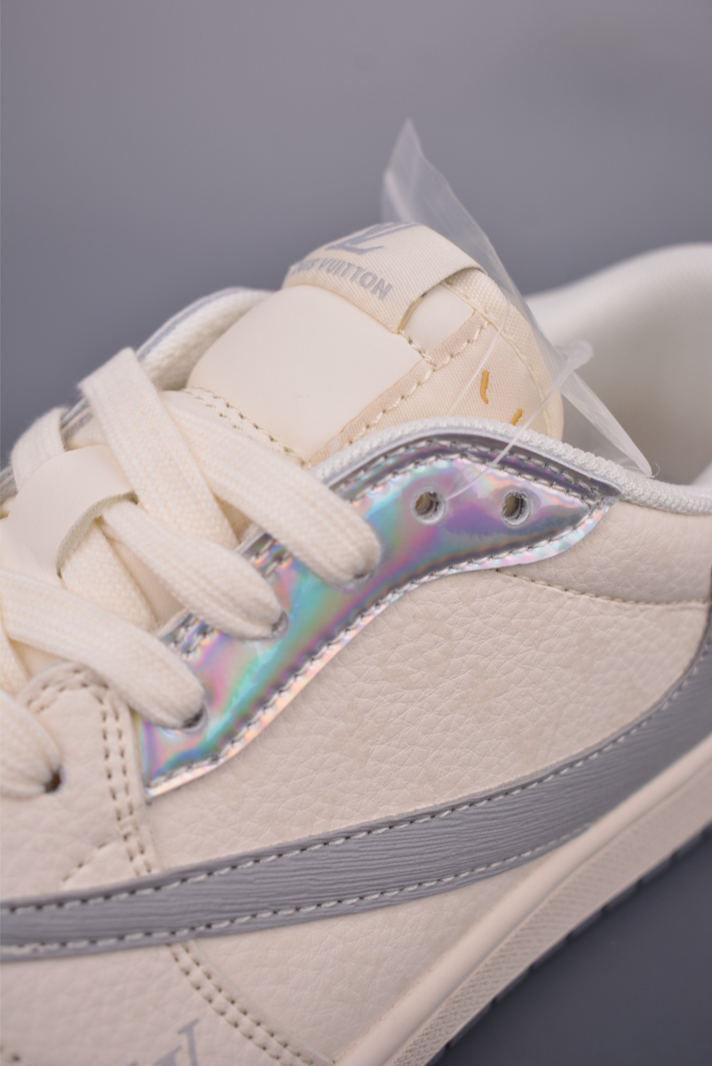 Fragment x Travis Scott x Louis Vuitton Air Jordan 1 Low Sneakers 8 i1752359852919 2620 0 6