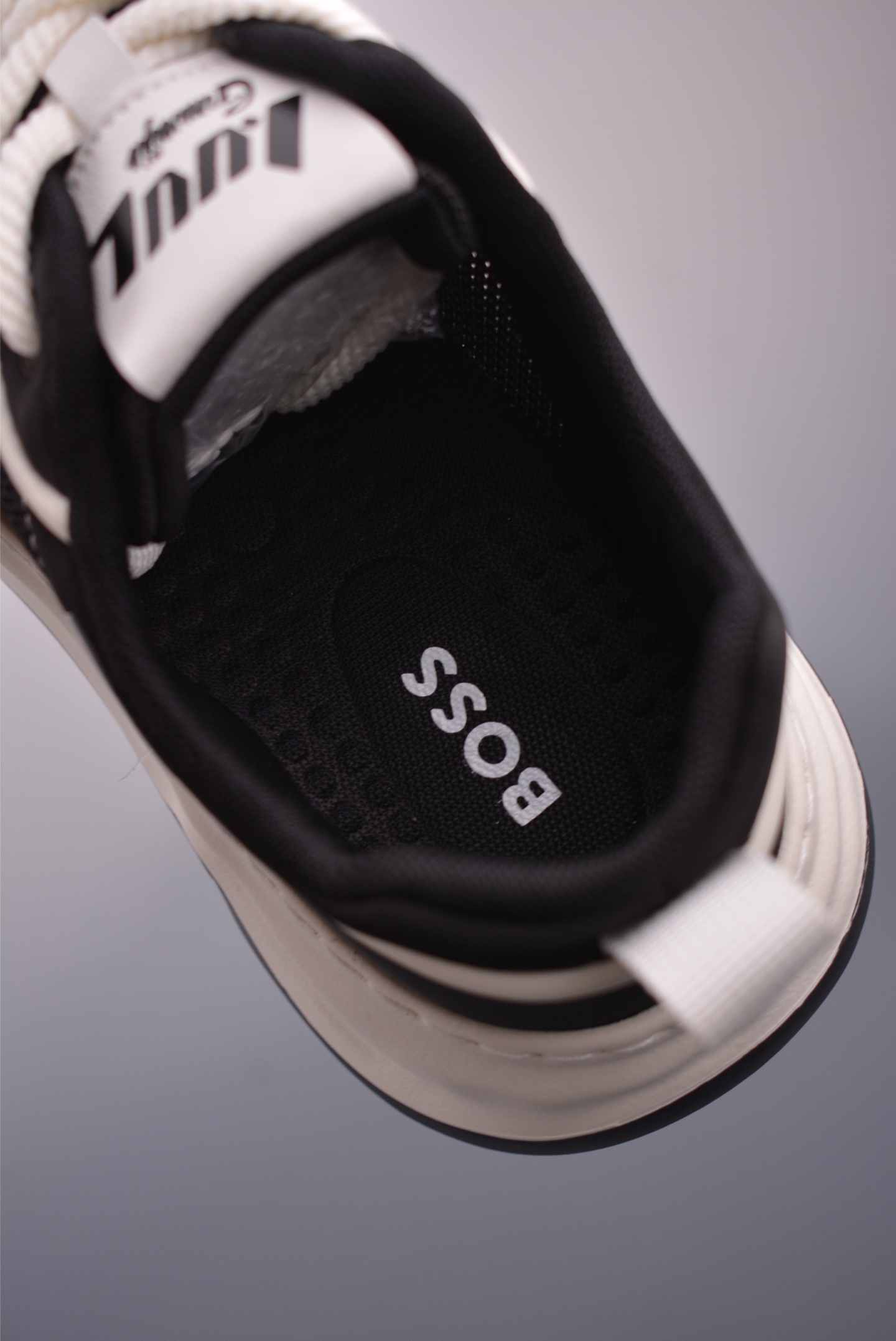 BOSS Hugo Boss Men's Nappa Leather Sneakers - Premium Comfort and Style 9 i1752359962709 2695 0 8