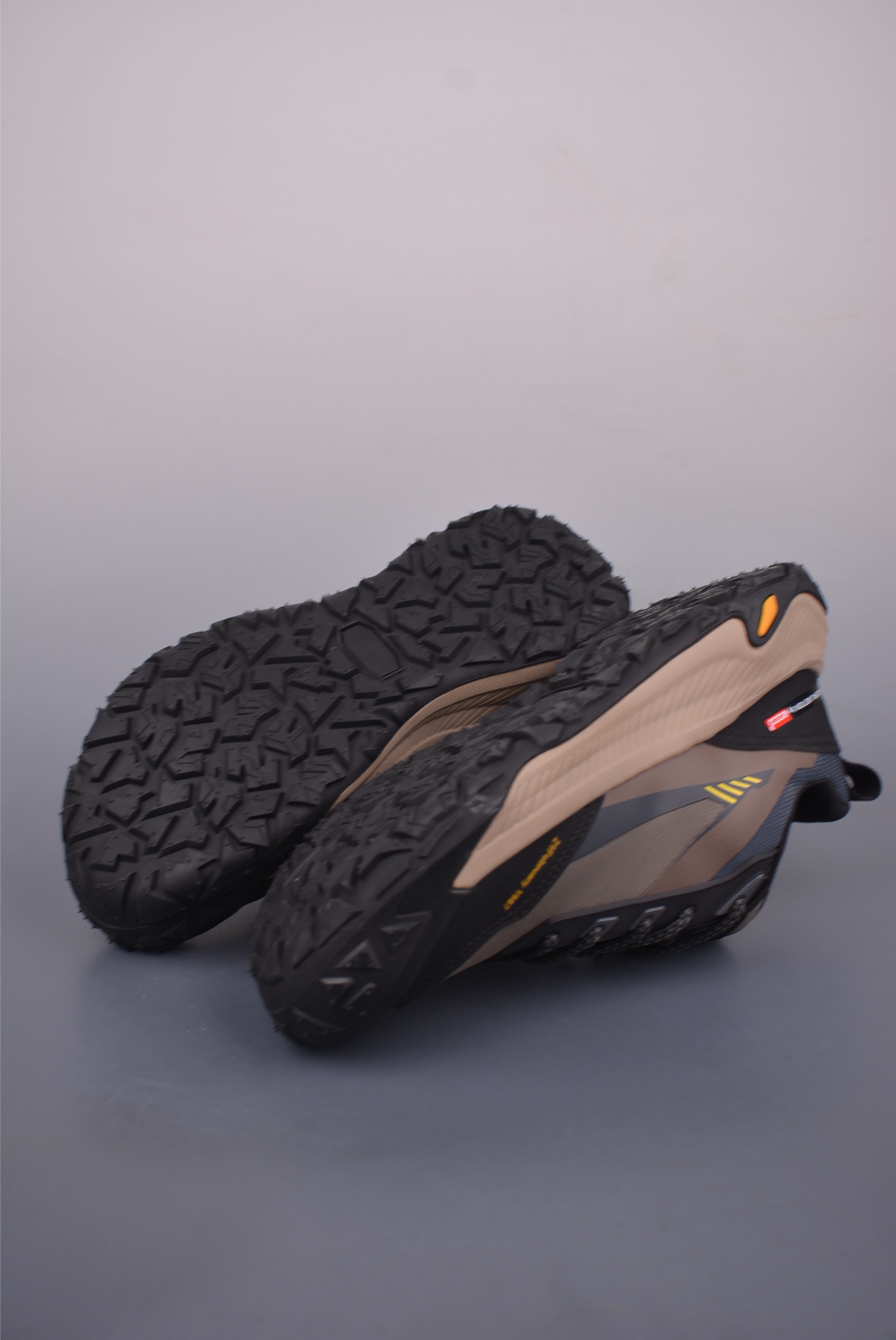 Men's Lightweight Ecco Sneakers, New 2025 Collection, Ultimate Comfort & Style 4 i1752360029547 4210 0 2