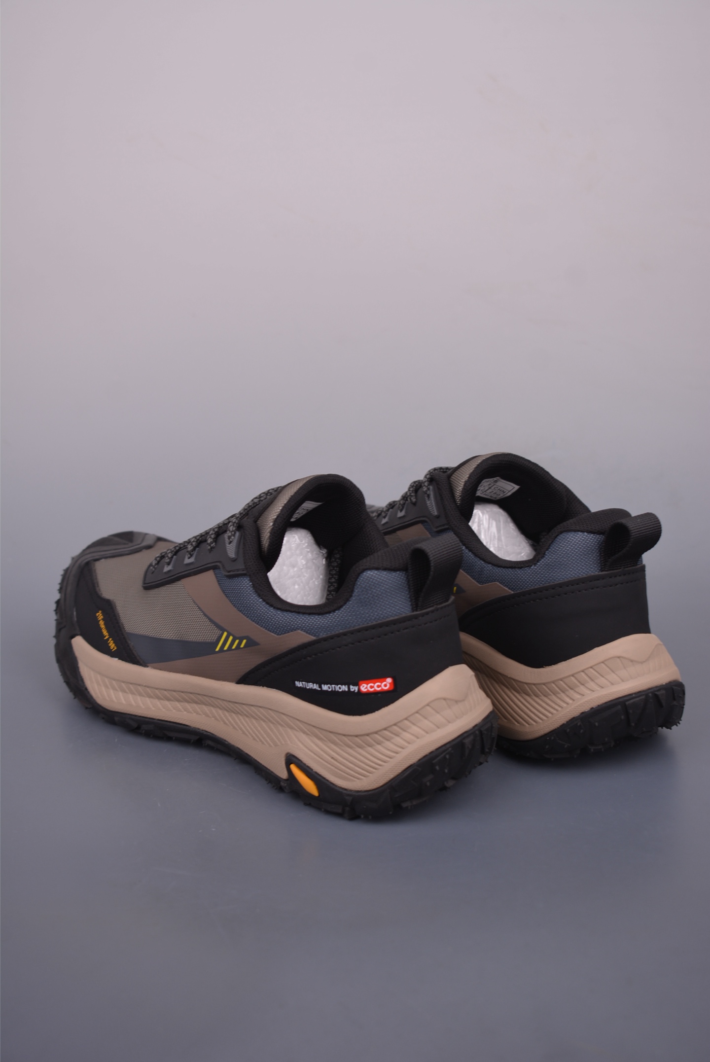 Men's Lightweight Ecco Sneakers, New 2025 Collection, Ultimate Comfort & Style 3 i1752360030838 8413 0 1